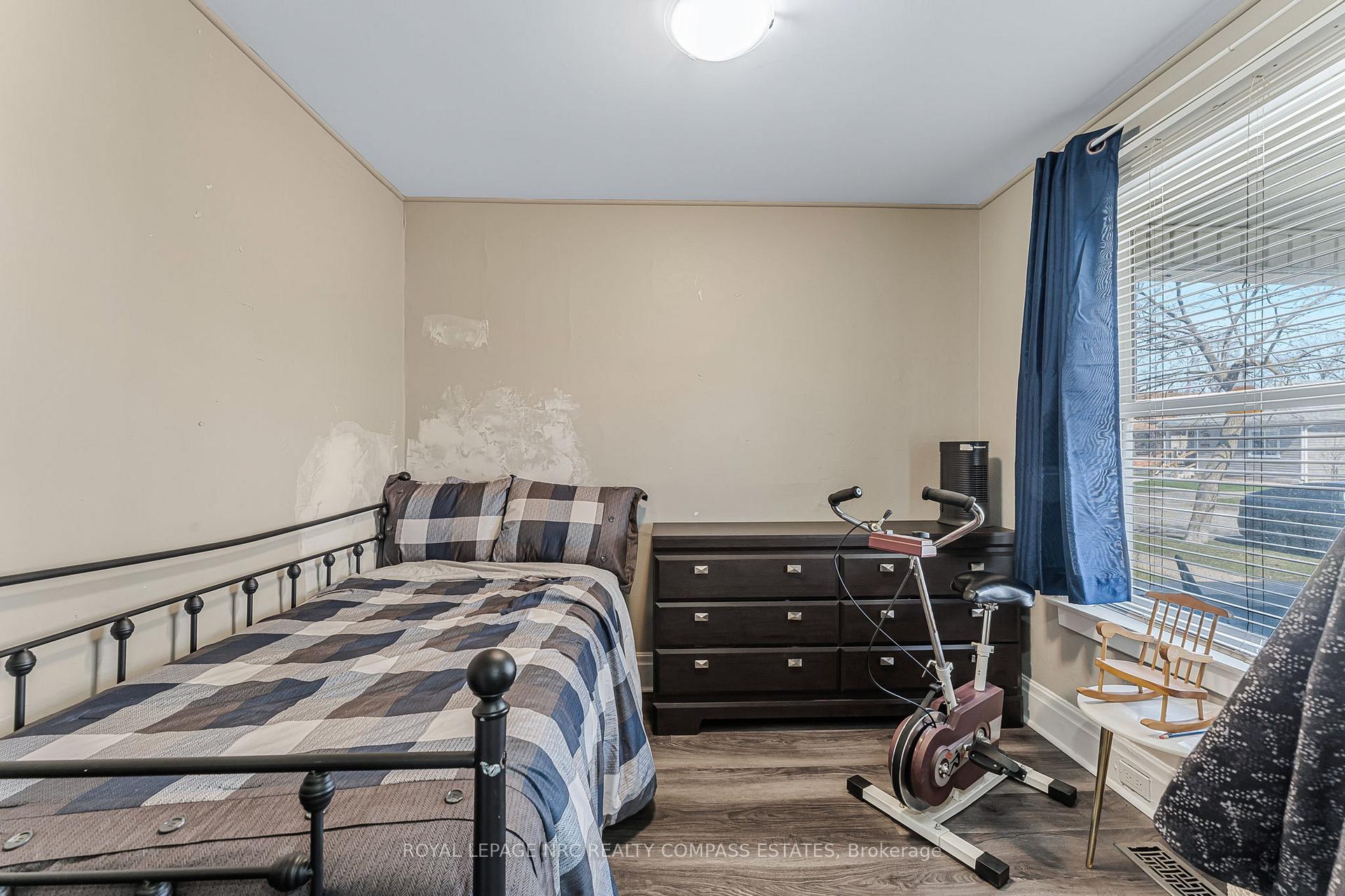 Photo 25 of 22 Trapnell Street, St. Catharines, E. Chester — HOMEH