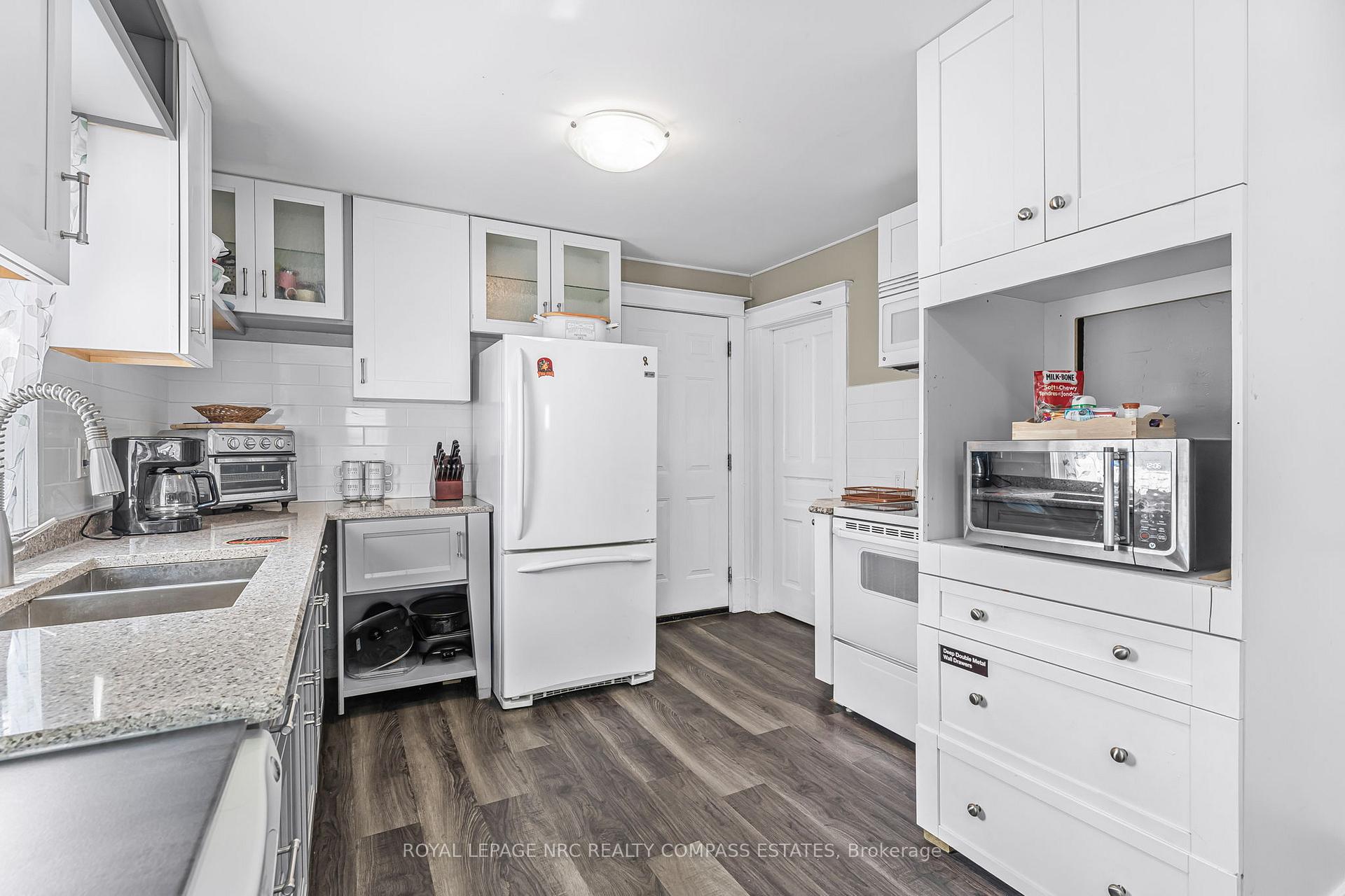 Photo 16 of 22 Trapnell Street, St. Catharines, E. Chester — HOMEH
