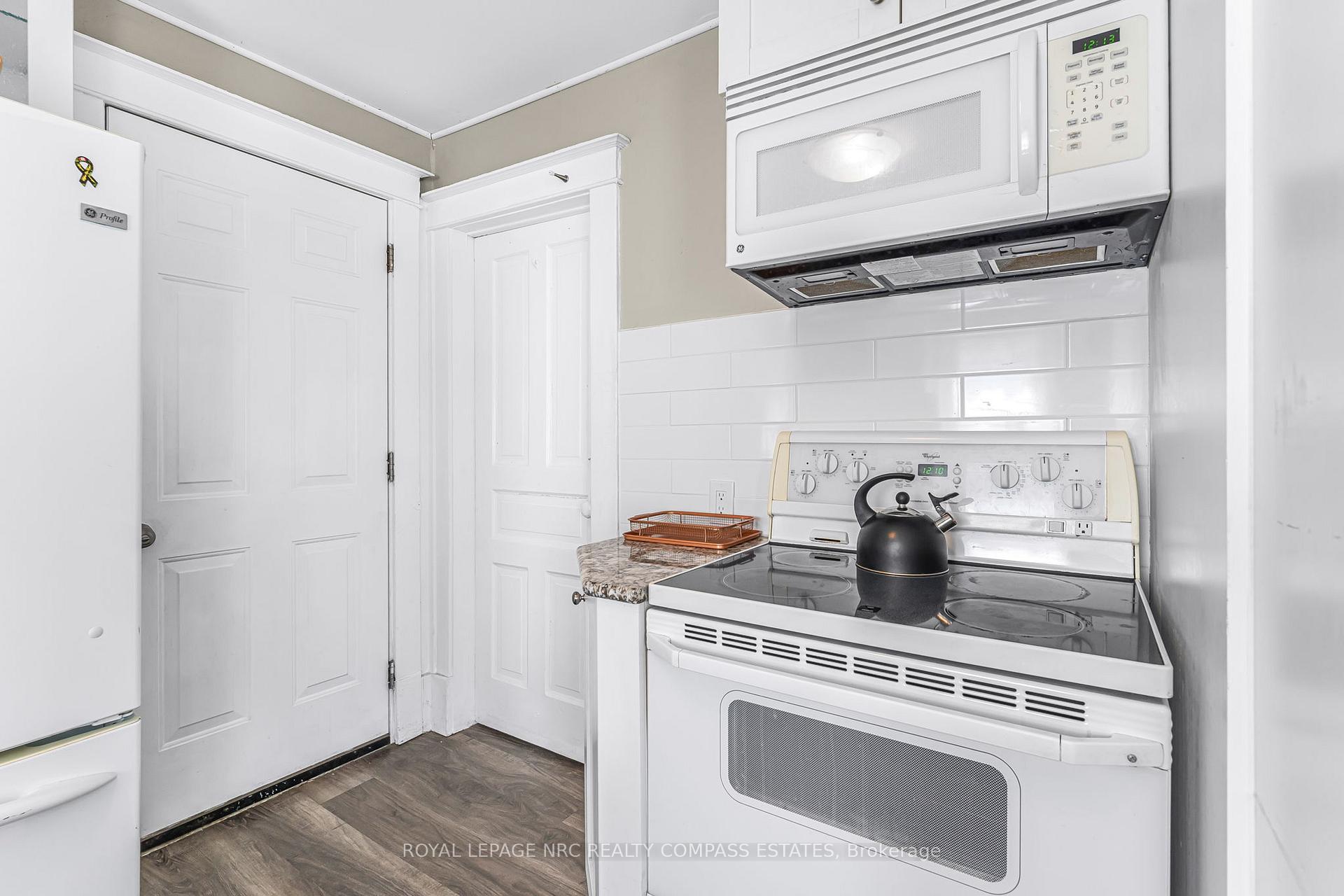 Photo 17 of 22 Trapnell Street, St. Catharines, E. Chester — HOMEH