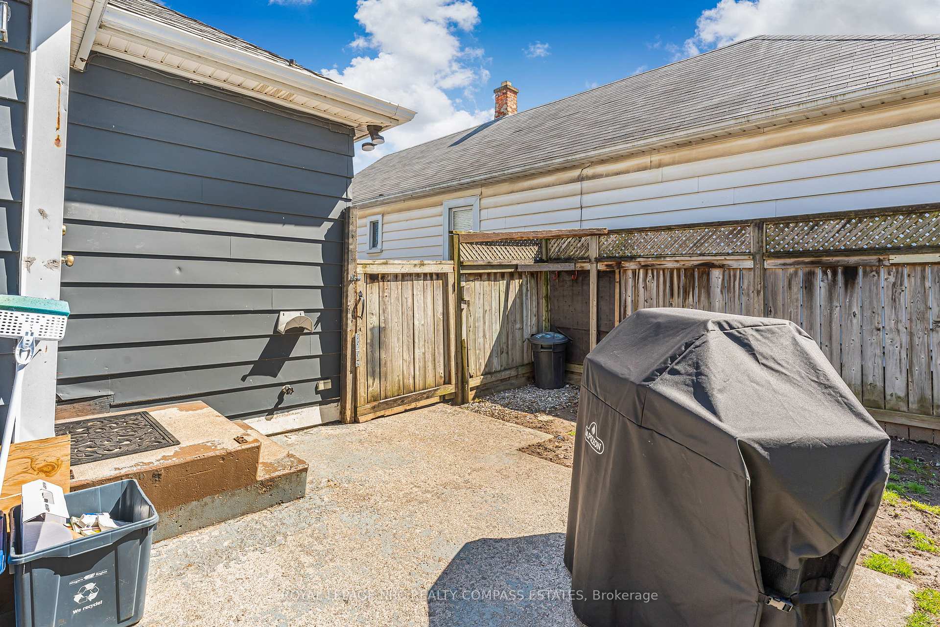 Photo 44 of 22 Trapnell Street, St. Catharines, E. Chester — HOMEH