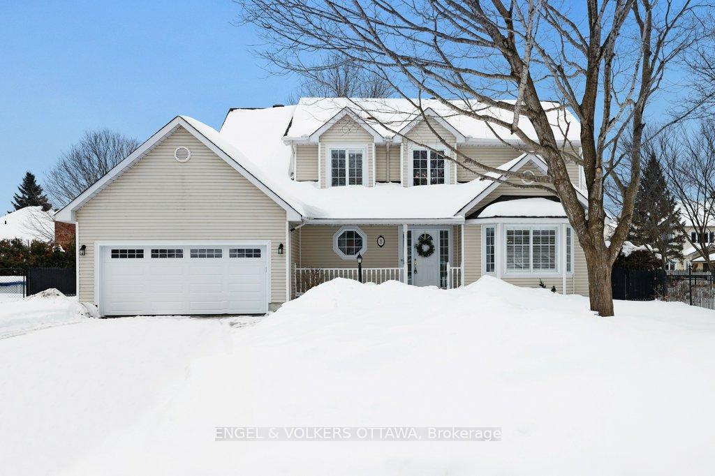 Photo 1 of 8 Mary Hill Crescent, Ottawa, Richmond — HOMEH