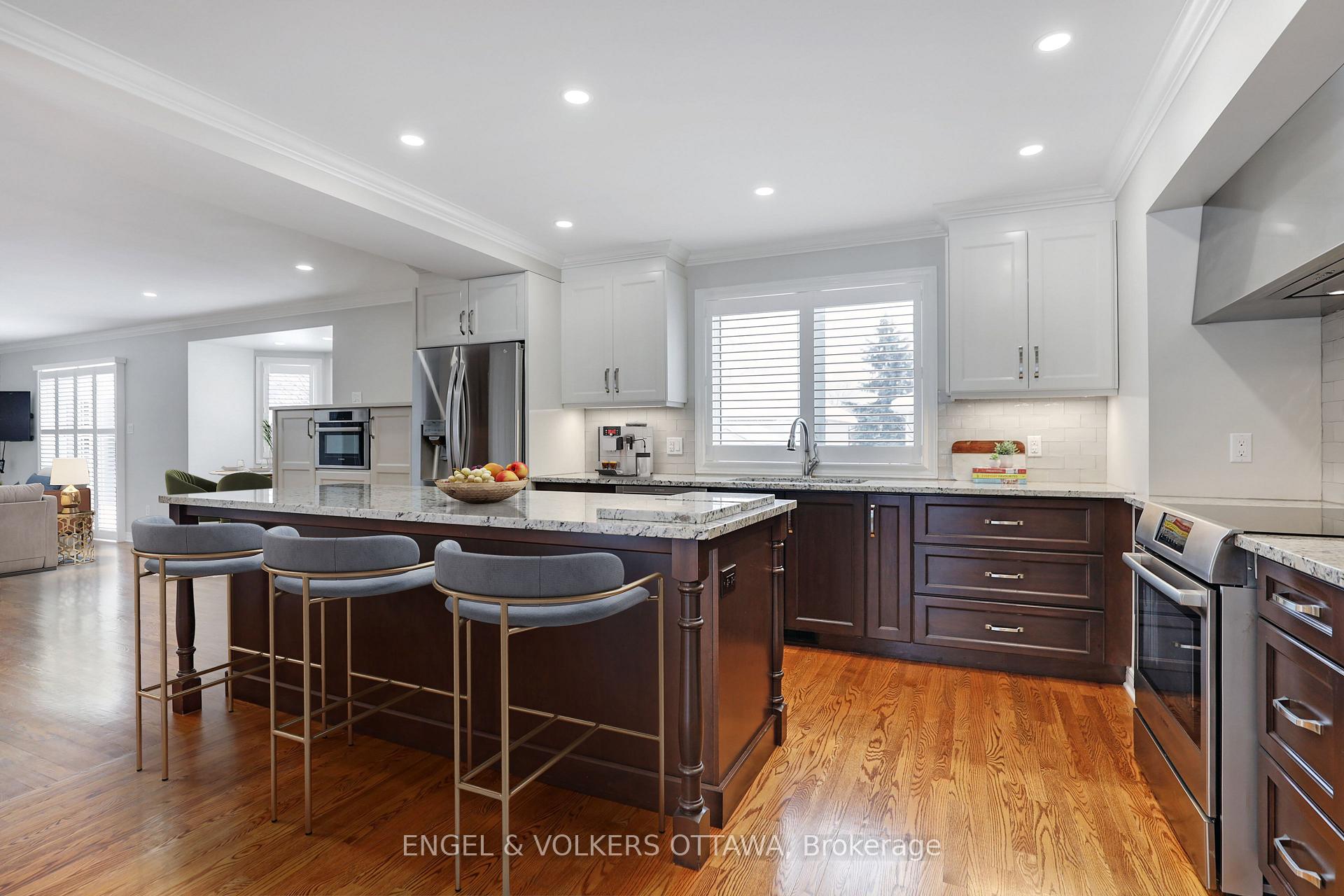Photo 9 of 8 Mary Hill Crescent, Ottawa, Richmond — HOMEH