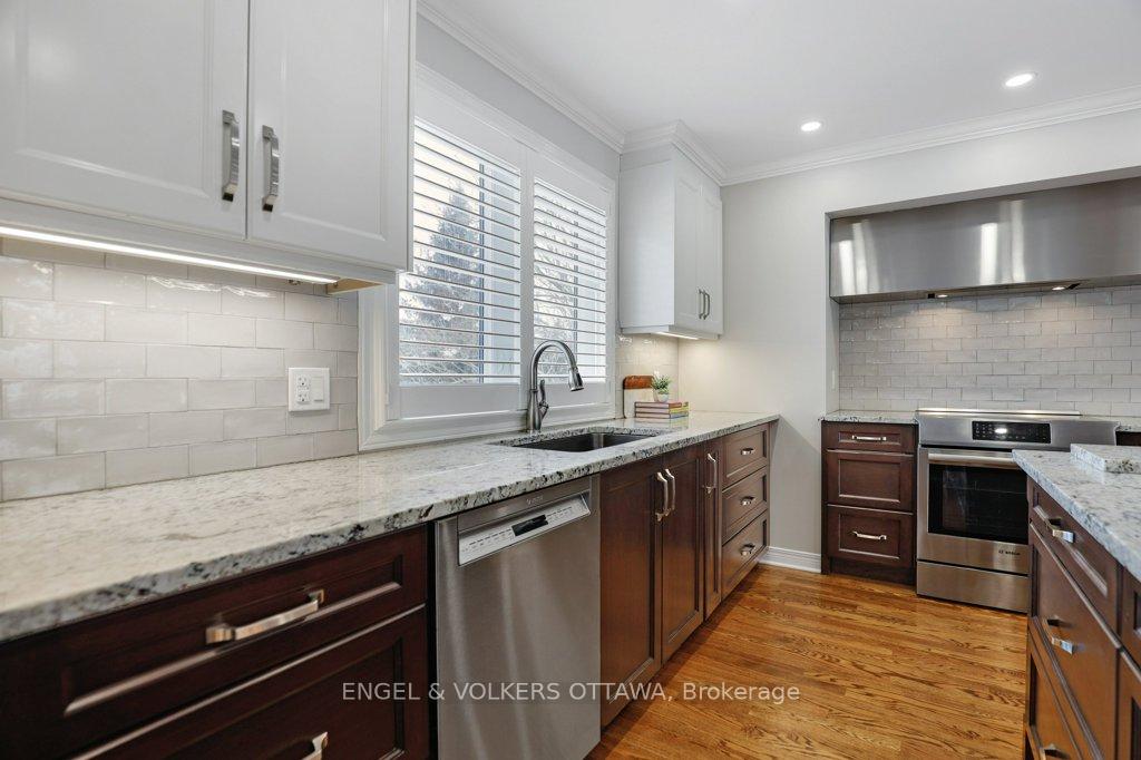 Photo 14 of 8 Mary Hill Crescent, Ottawa, Richmond — HOMEH