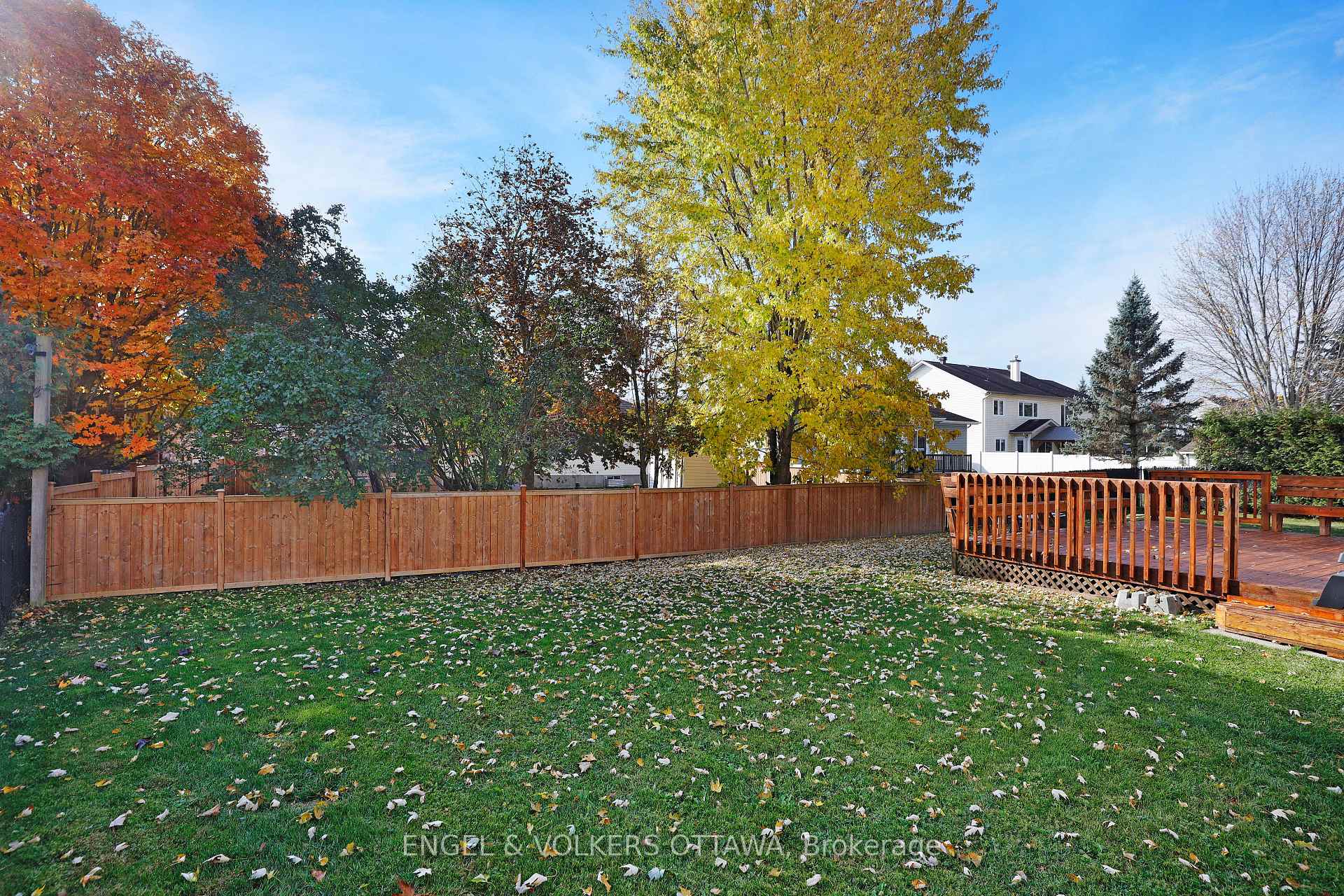 Photo 45 of 8 Mary Hill Crescent, Ottawa, Richmond — HOMEH