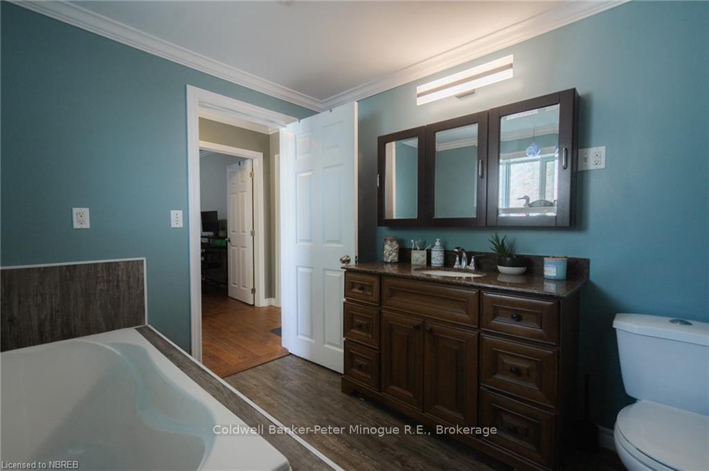 Photo 25 of 2034 Village Road, Chisholm — HOMEH