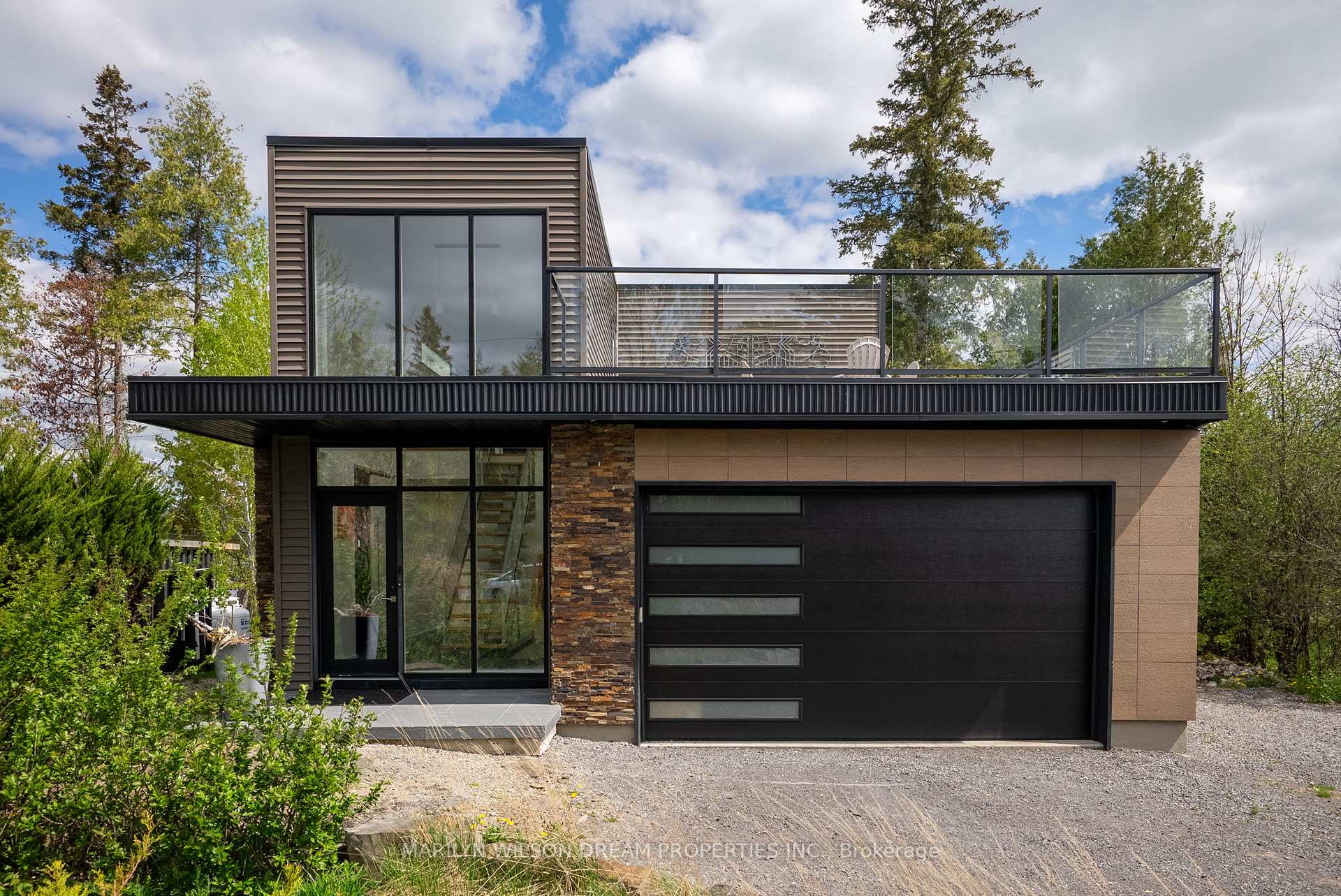Photo 1 of 3286 Barlow Crescent, Ottawa, Dunrobin Shores — HOMEH