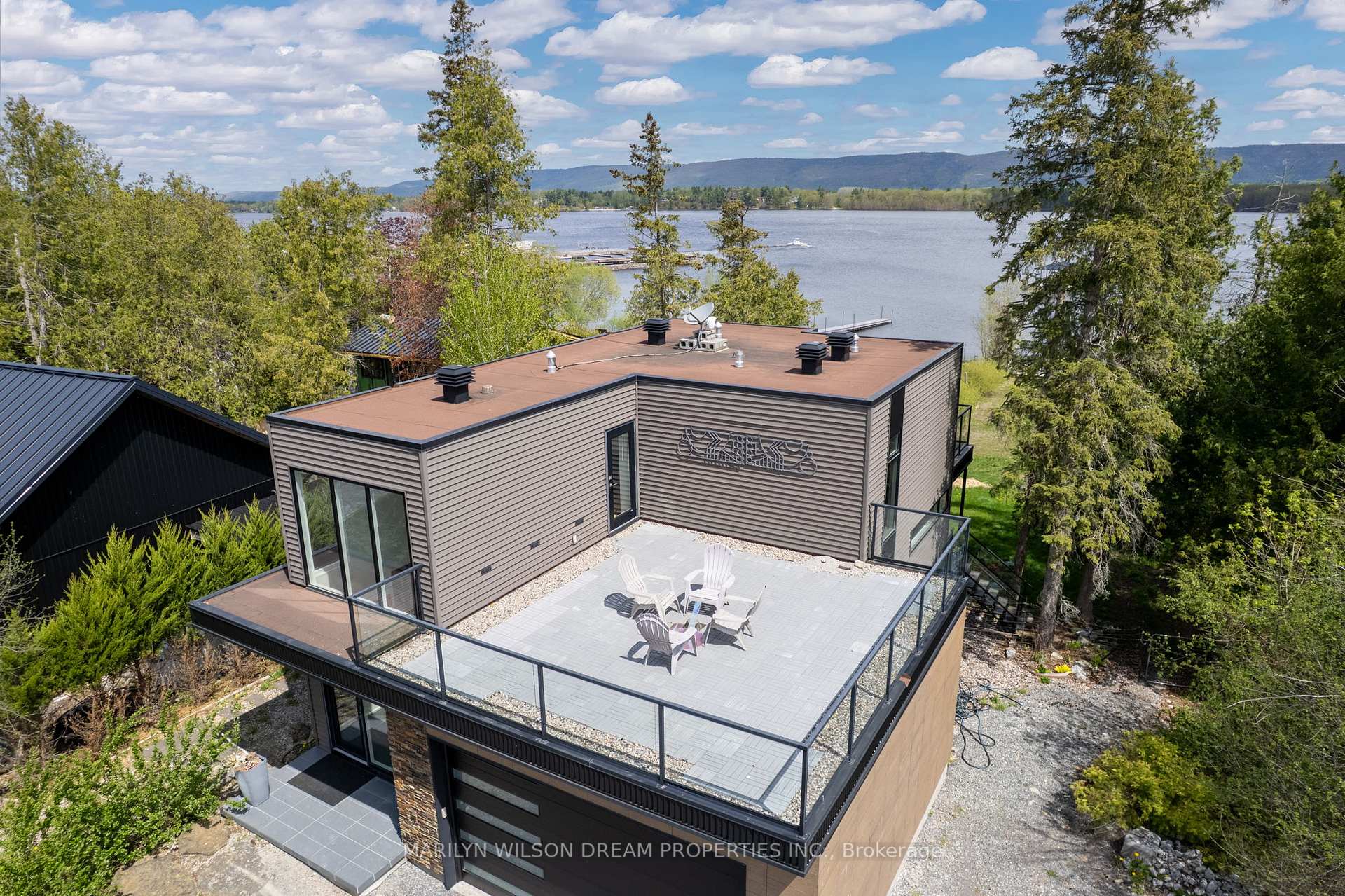 Photo 3 of 3286 Barlow Crescent, Ottawa, Dunrobin Shores — HOMEH