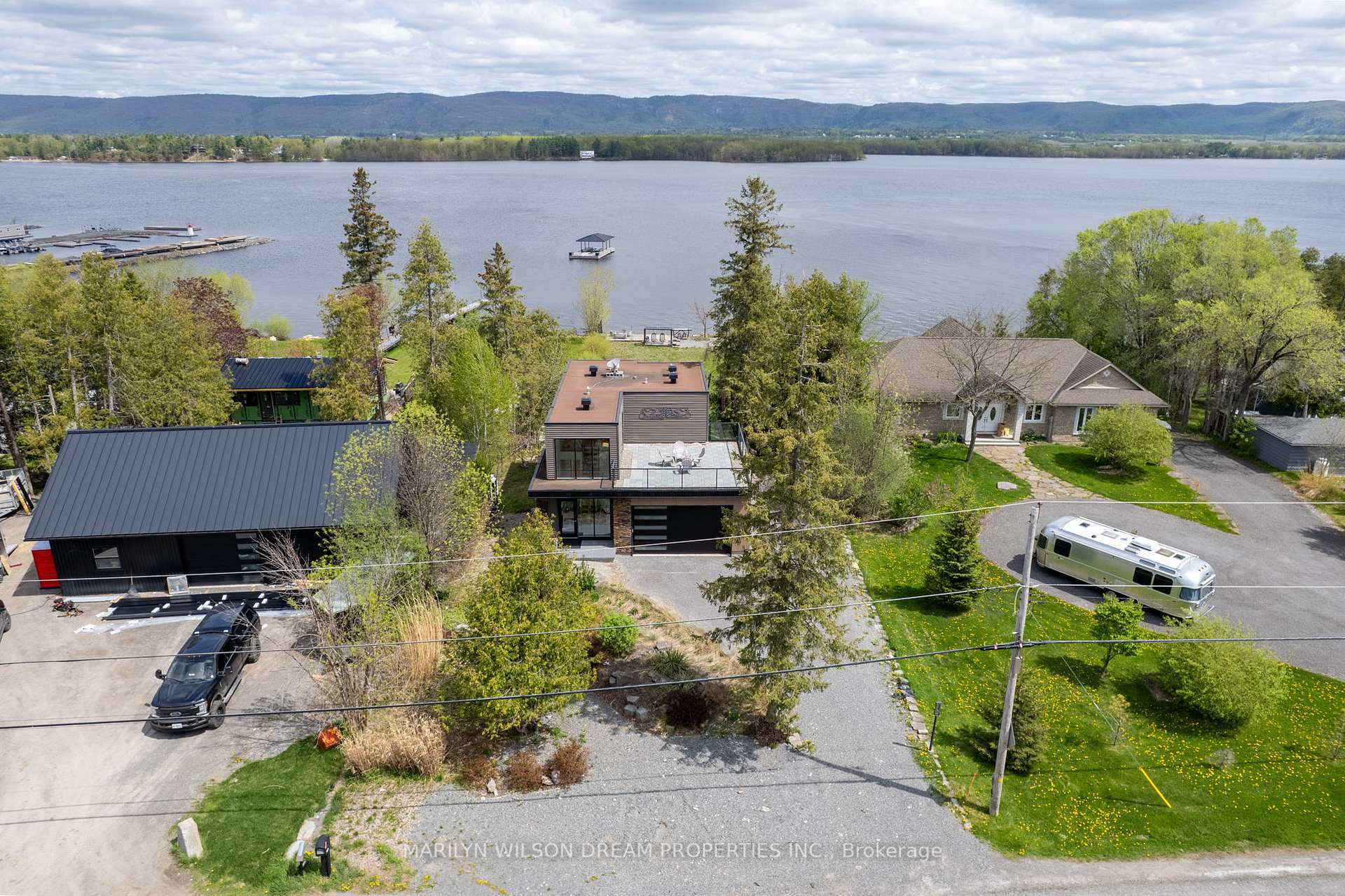 Photo 7 of 3286 Barlow Crescent, Ottawa, Dunrobin Shores — HOMEH
