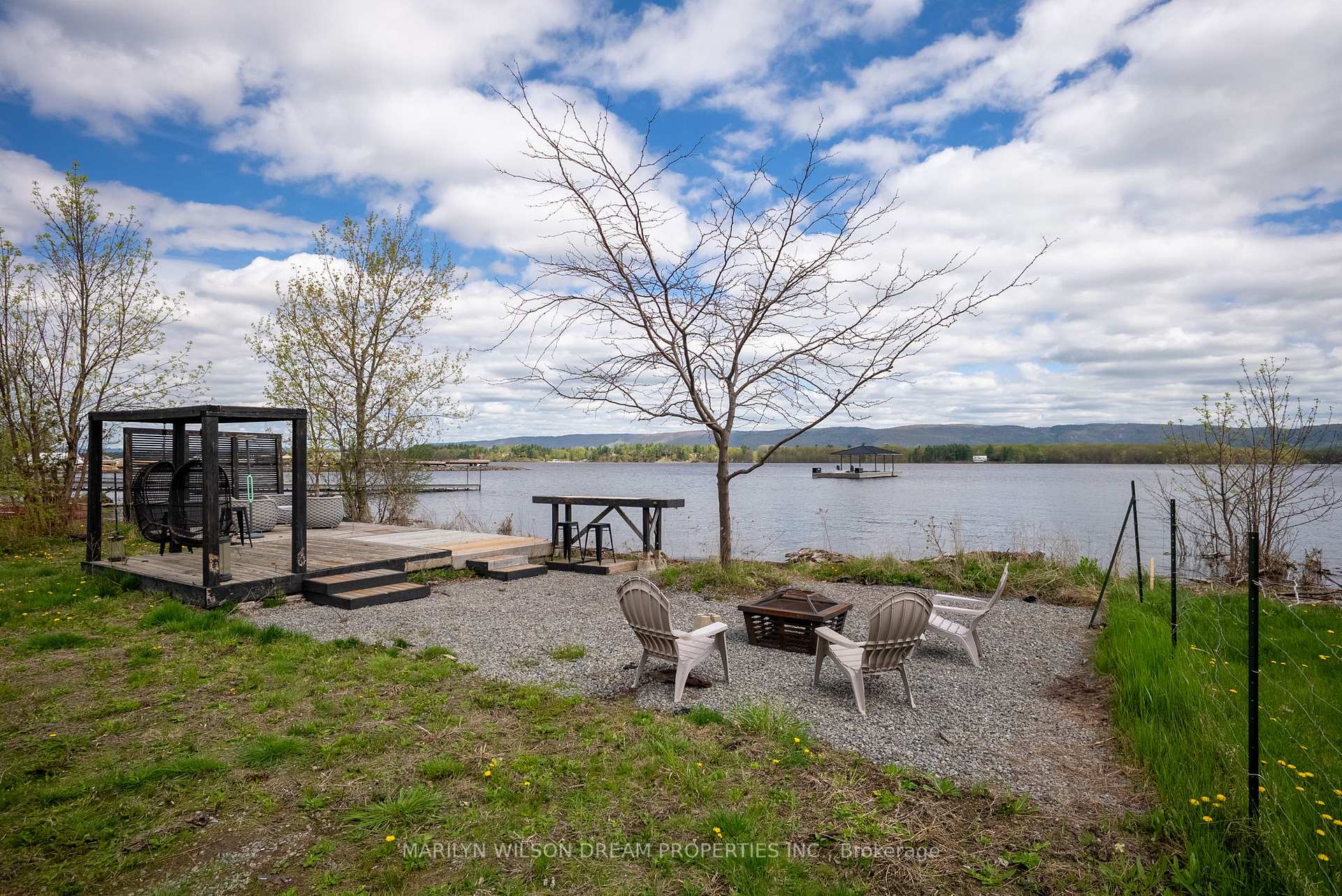 Photo 32 of 3286 Barlow Crescent, Ottawa, Dunrobin Shores — HOMEH