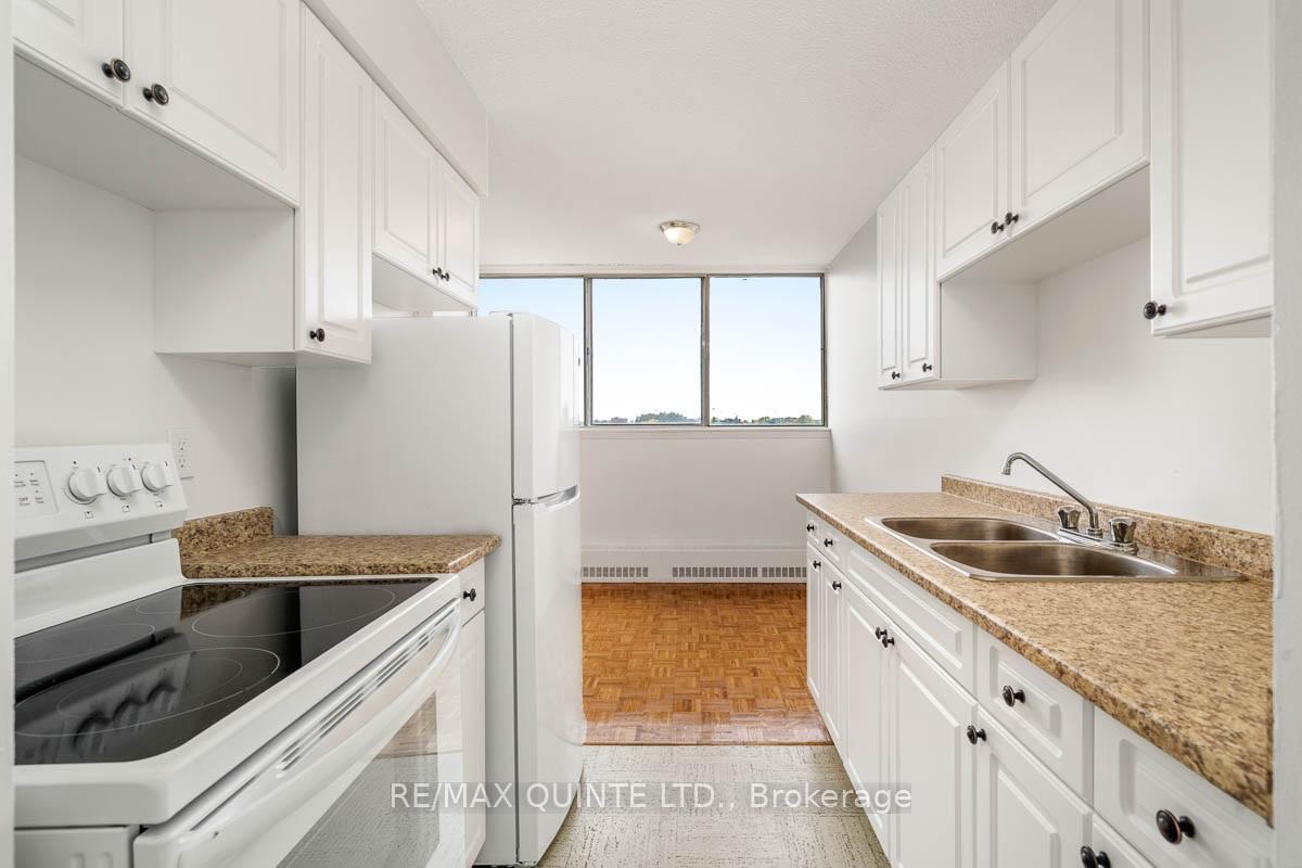 Photo 6 of Unit 1103, 94 Sidney Street, Belleville, Belleville Ward — HOMEH