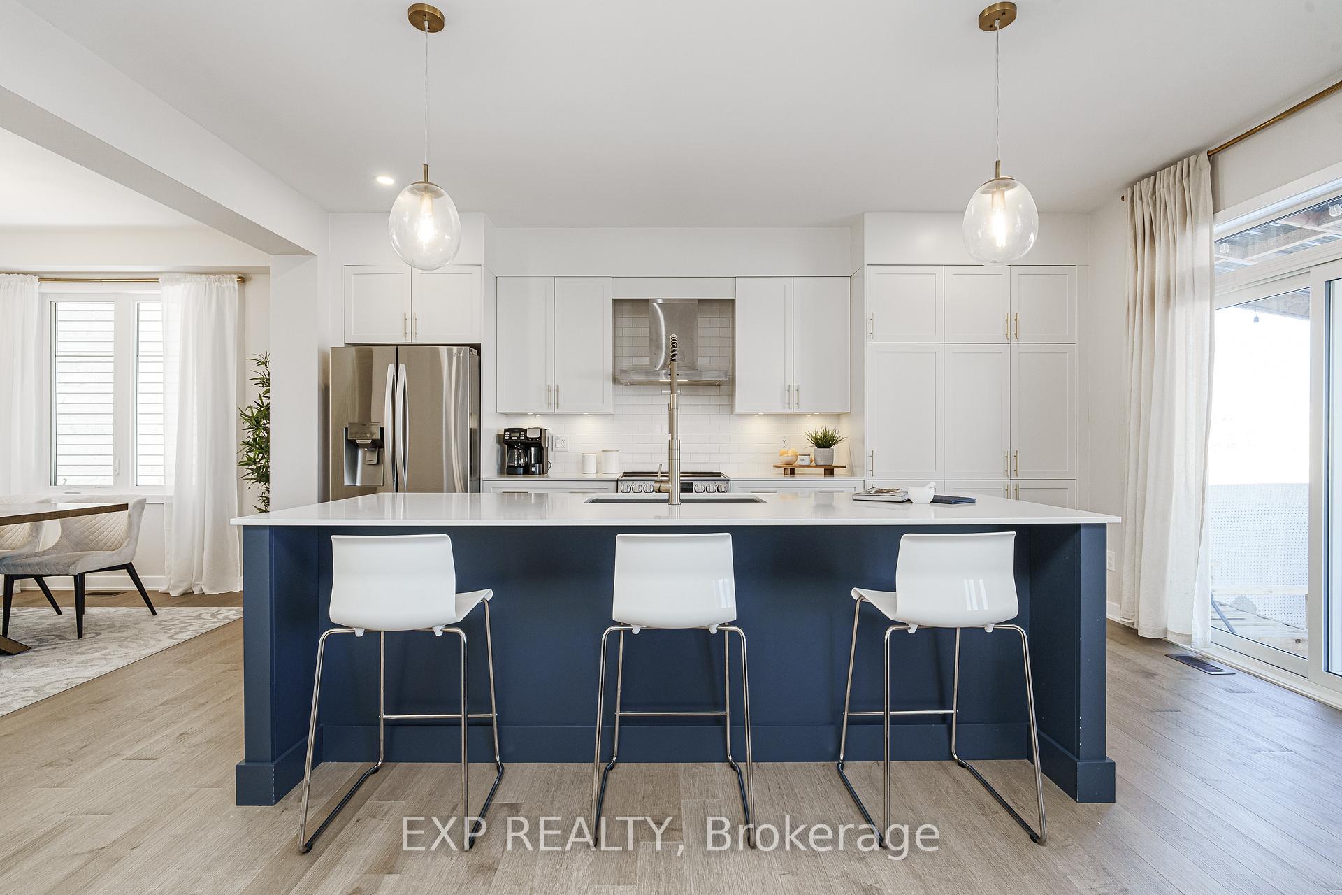 Photo 6 of 2028 Postilion Street, Ottawa, Richmond — HOMEH