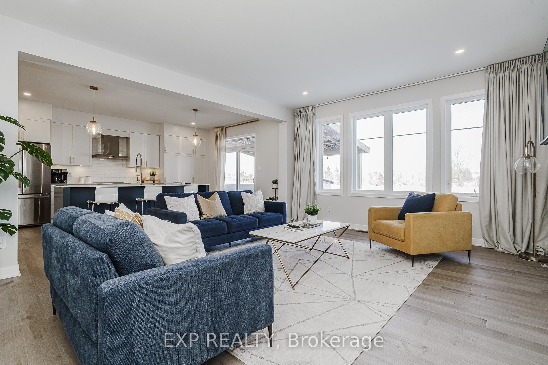 Photo 9 of 2028 Postilion Street, Ottawa, Richmond — HOMEH