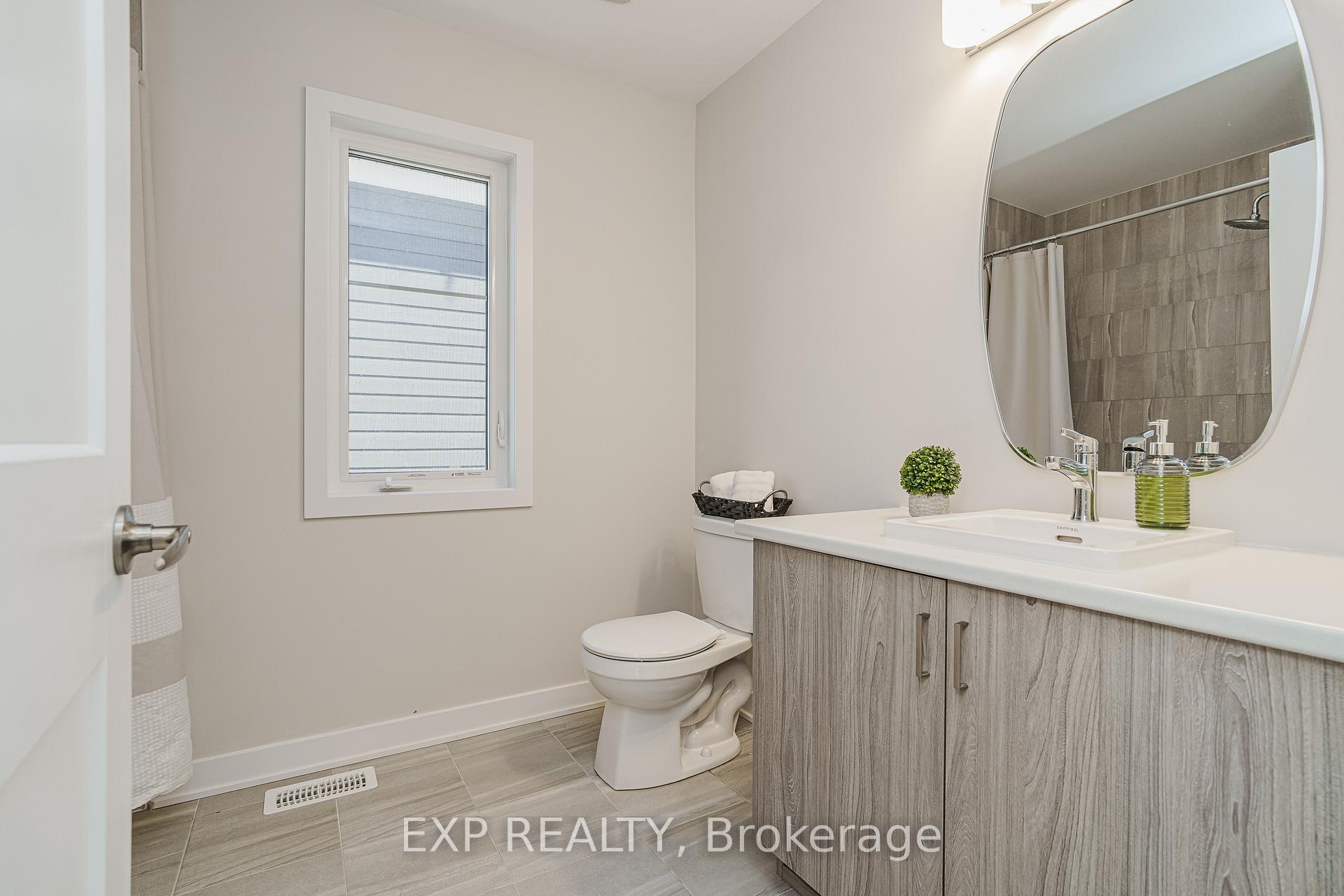 Photo 16 of 2028 Postilion Street, Ottawa, Richmond — HOMEH