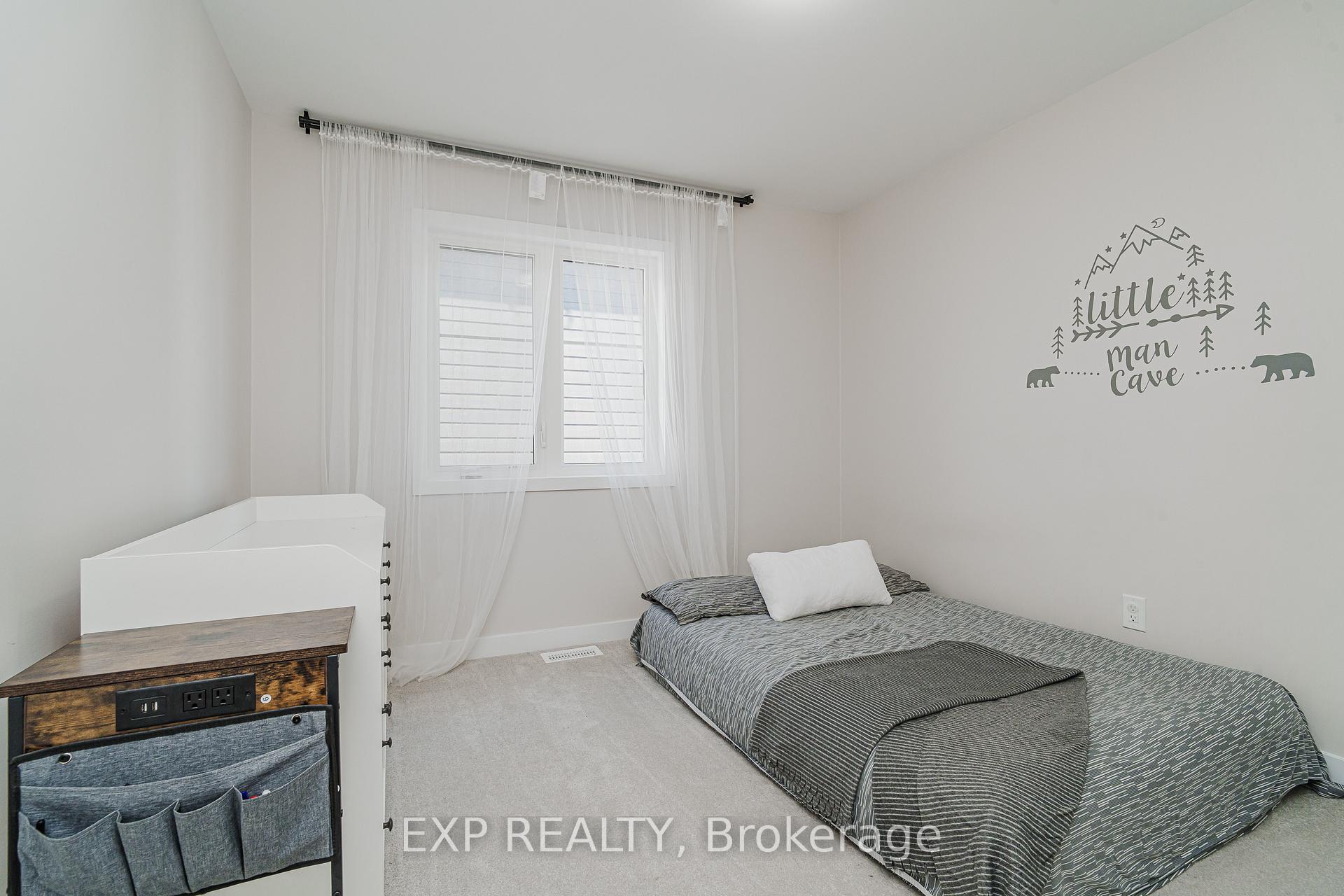 Photo 20 of 2028 Postilion Street, Ottawa, Richmond — HOMEH