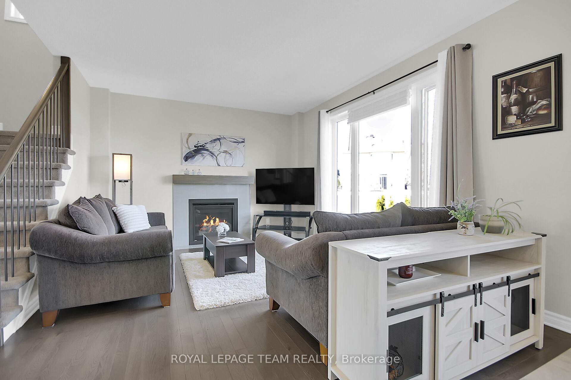 Photo 5 of 677 Parade Drive, Ottawa, Stittsville (South) — HOMEH