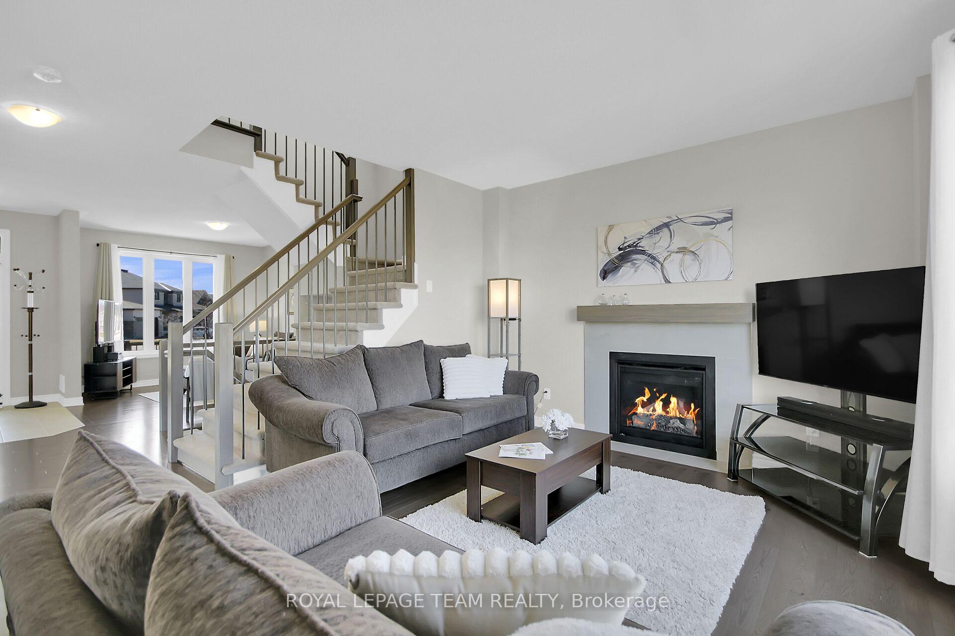 Photo 18 of 677 Parade Drive, Ottawa, Stittsville (South) — HOMEH
