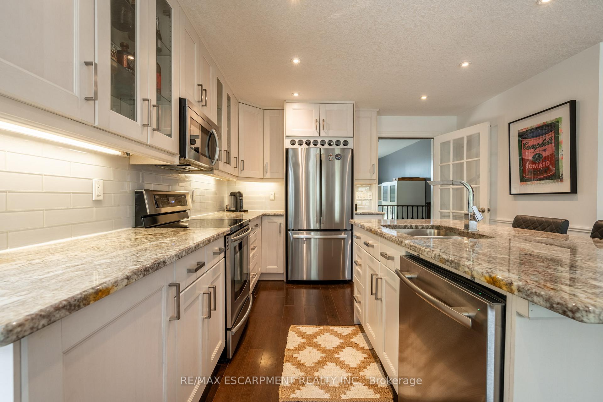 Photo 9 of 534 Evans Road, Hamilton, Rural Flamborough — HOMEH