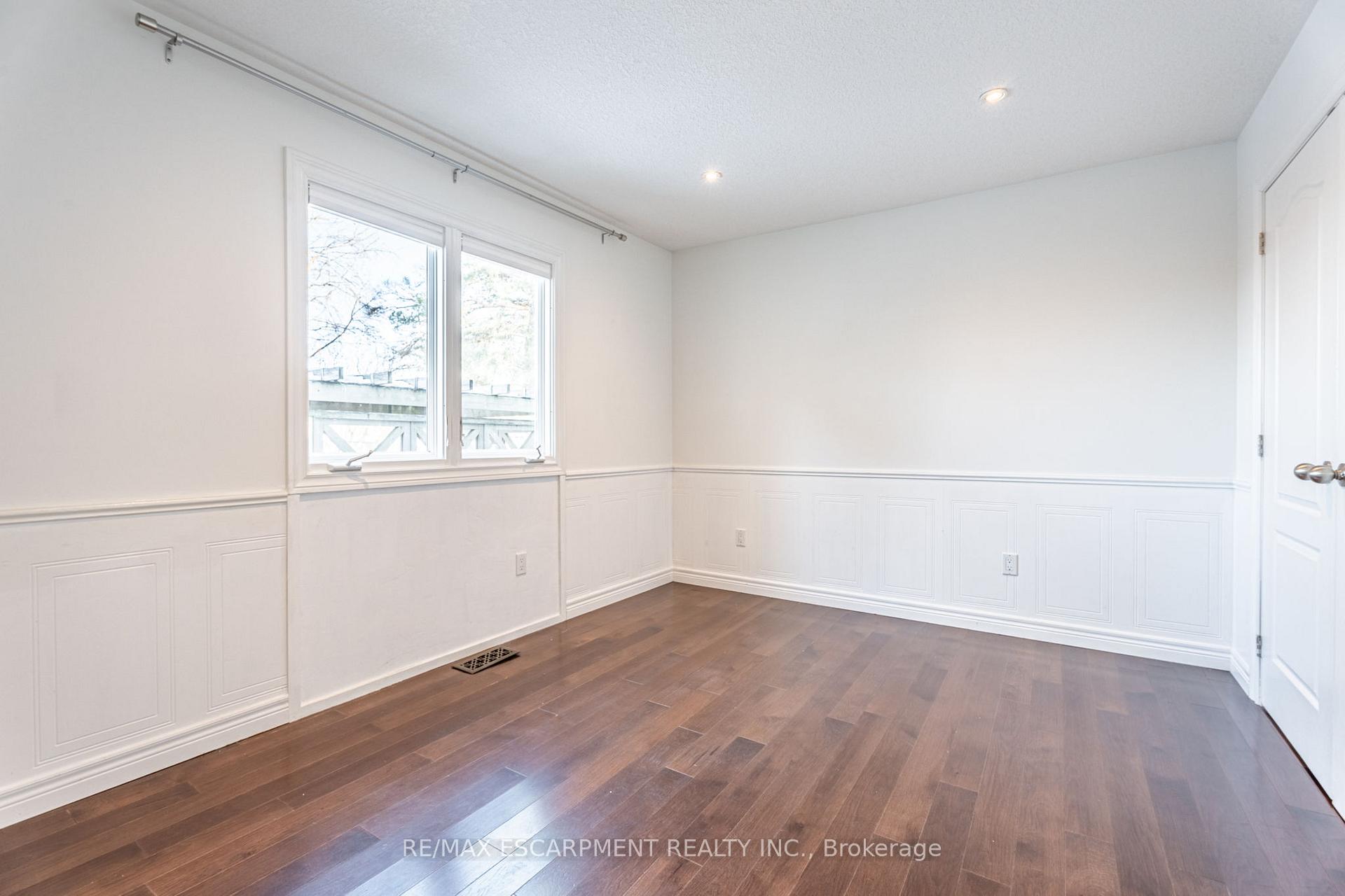 Photo 14 of 534 Evans Road, Hamilton, Rural Flamborough — HOMEH