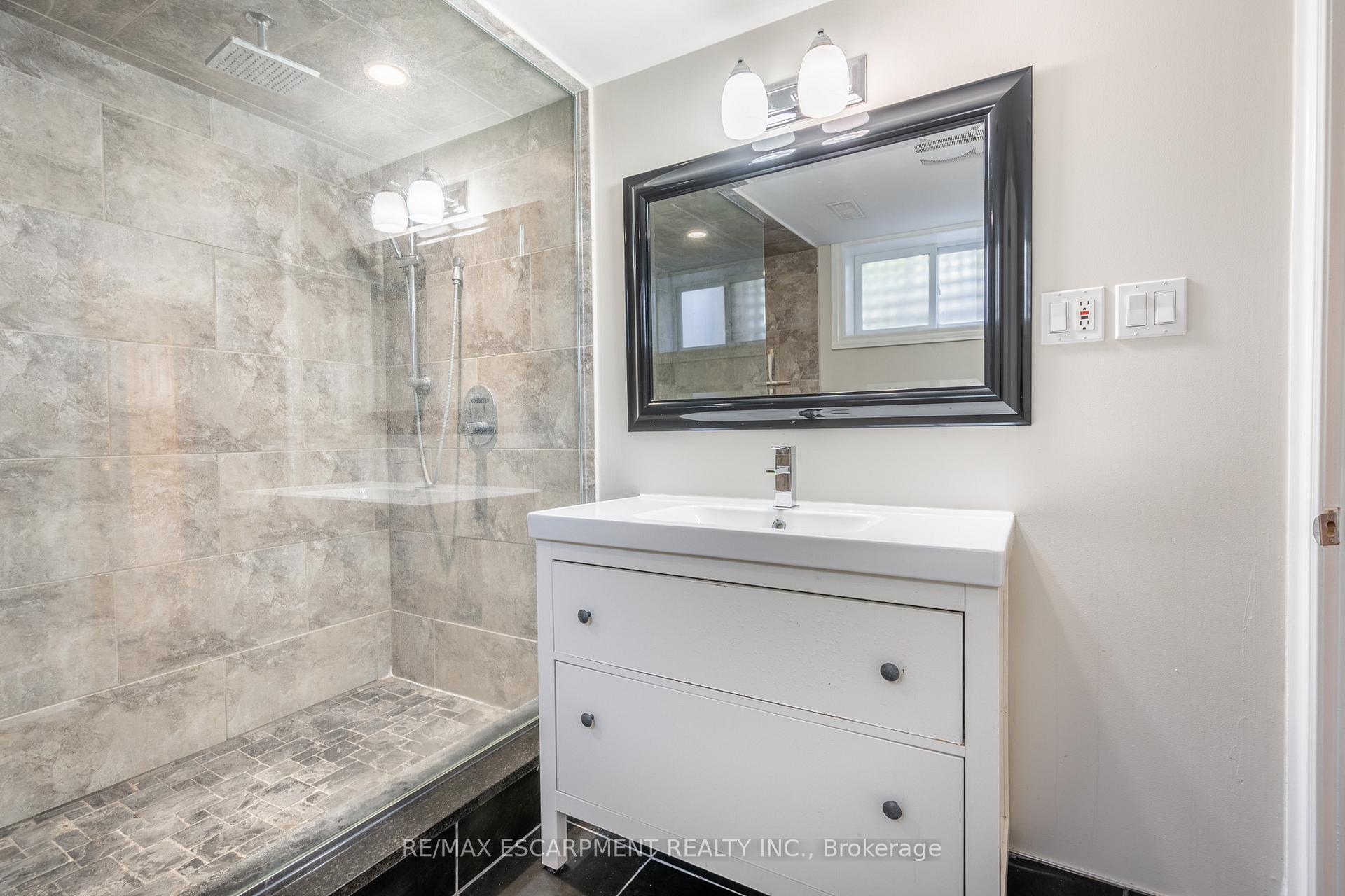 Photo 18 of 534 Evans Road, Hamilton, Rural Flamborough — HOMEH