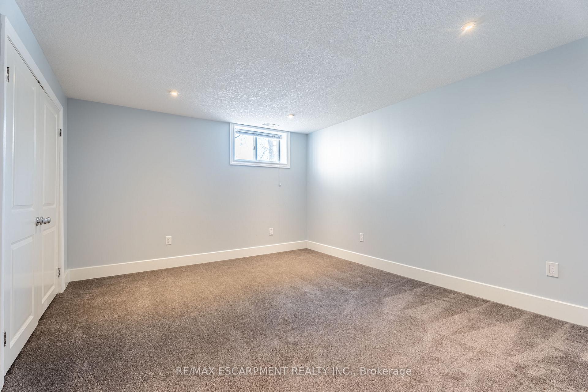 Photo 20 of 534 Evans Road, Hamilton, Rural Flamborough — HOMEH