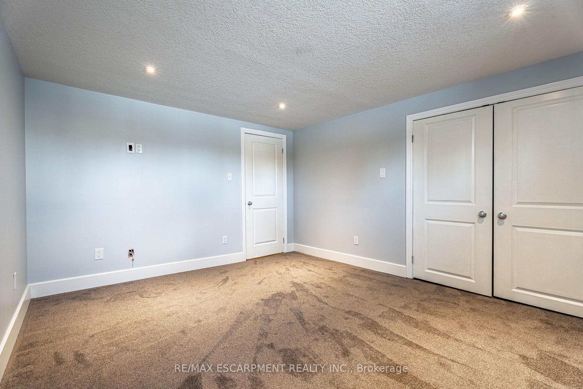 Photo 21 of 534 Evans Road, Hamilton, Rural Flamborough — HOMEH