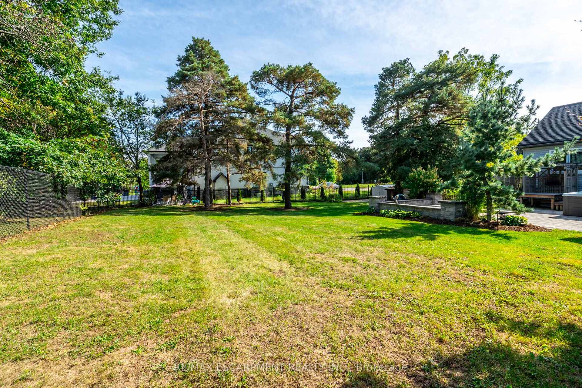 Photo 28 of 534 Evans Road, Hamilton, Rural Flamborough — HOMEH