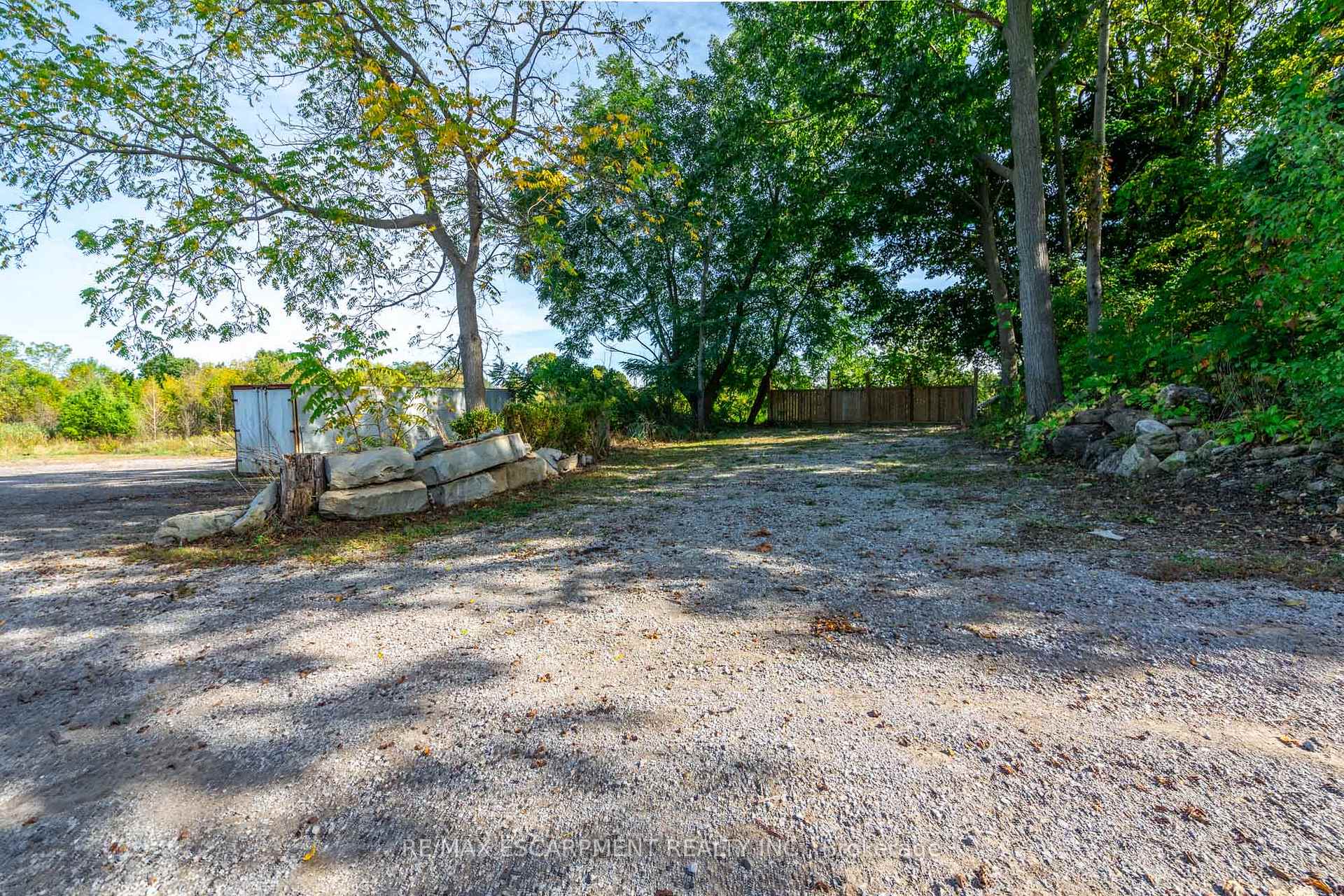 Photo 34 of 534 Evans Road, Hamilton, Rural Flamborough — HOMEH