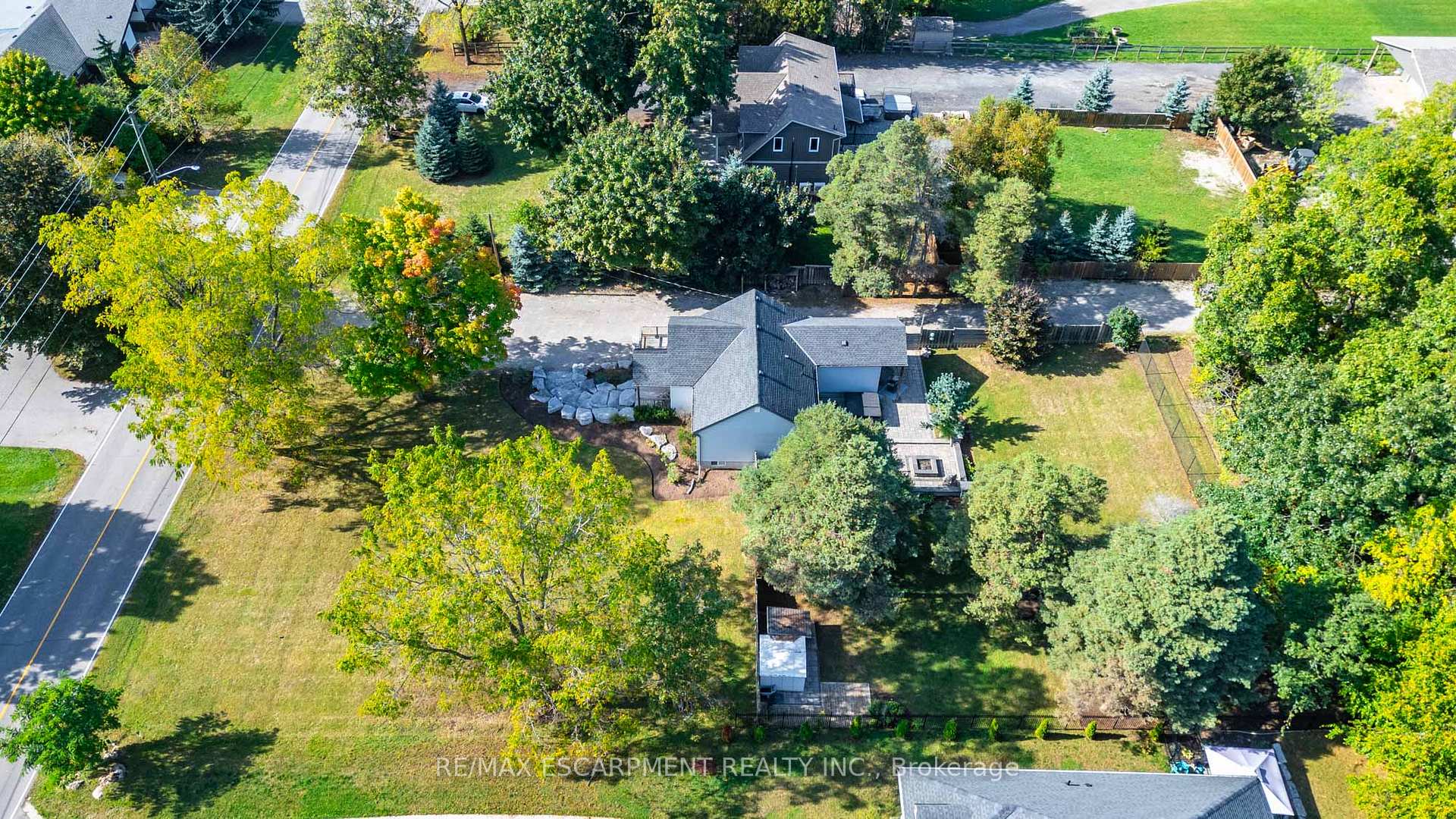Photo 36 of 534 Evans Road, Hamilton, Rural Flamborough — HOMEH
