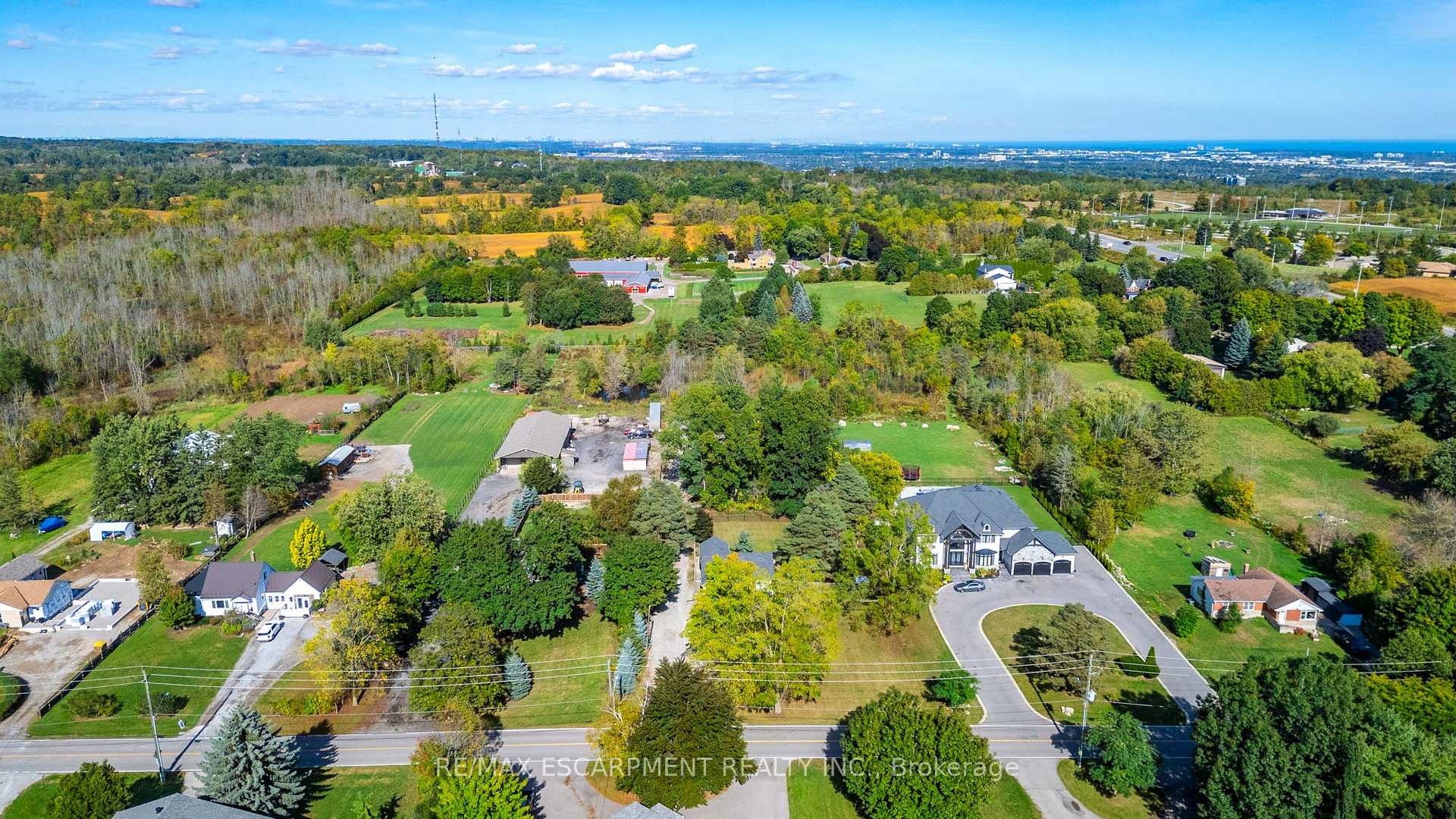 Photo 39 of 534 Evans Road, Hamilton, Rural Flamborough — HOMEH