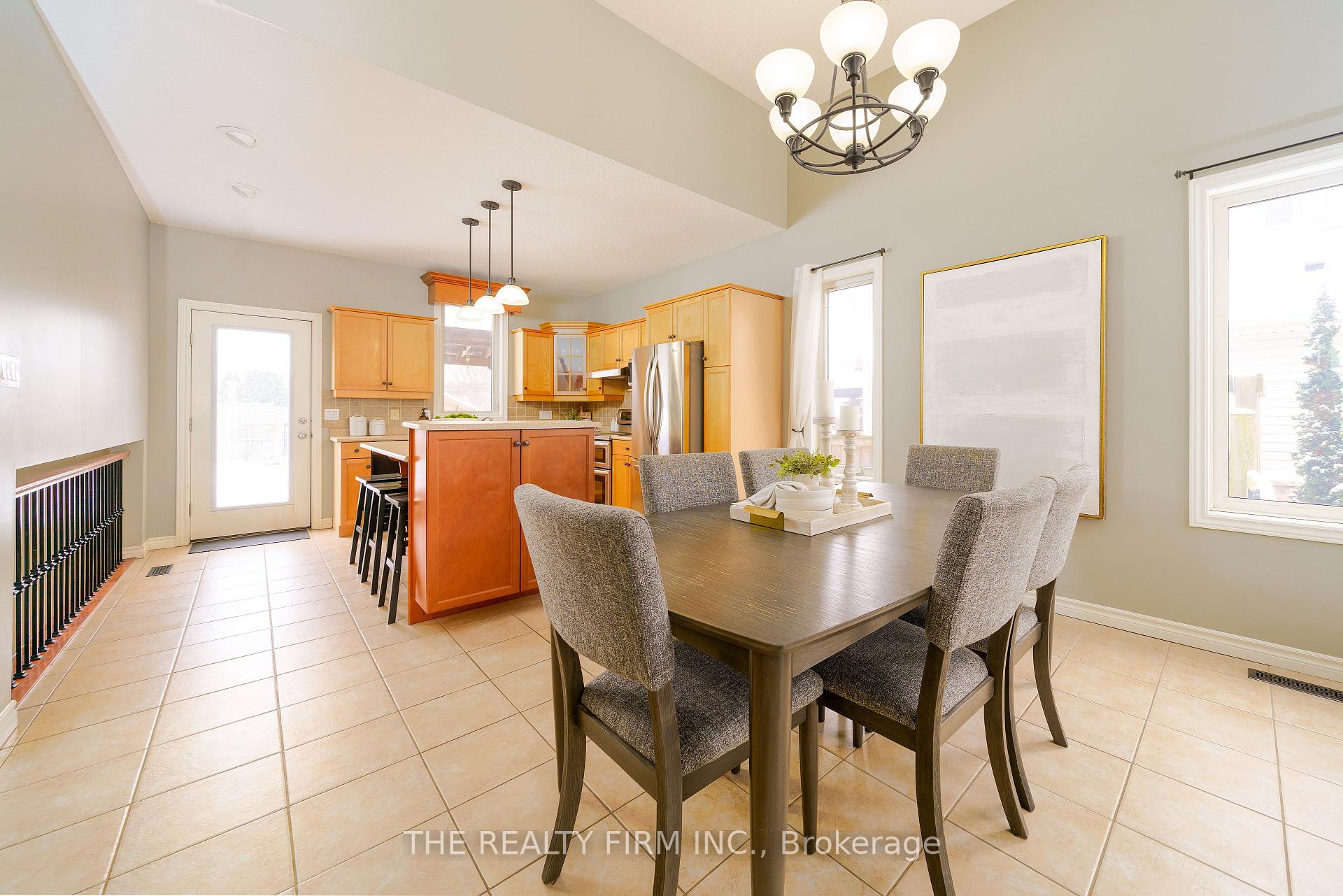 Photo 5 of 6 Augusta Crescent, St. Thomas — HOMEH
