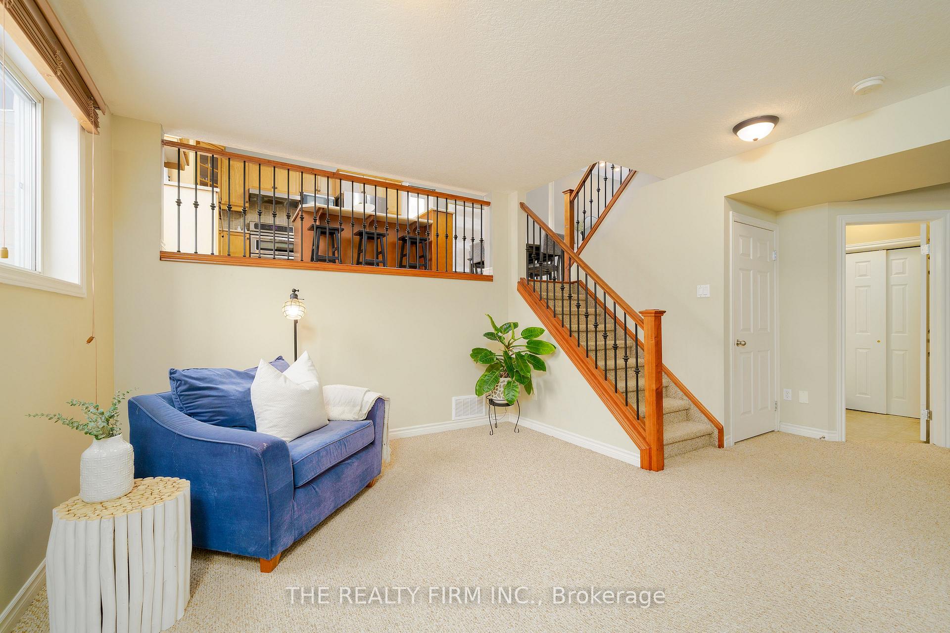 Photo 15 of 6 Augusta Crescent, St. Thomas — HOMEH