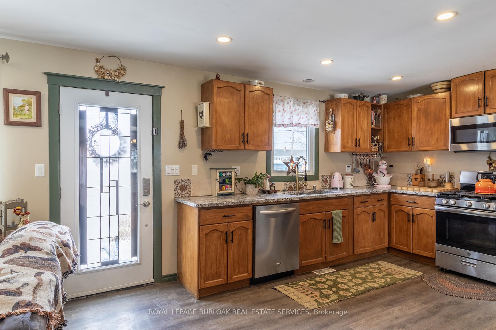 Photo 3 of 2715 Upper James Street, Hamilton, Rural Glanbrook — HOMEH