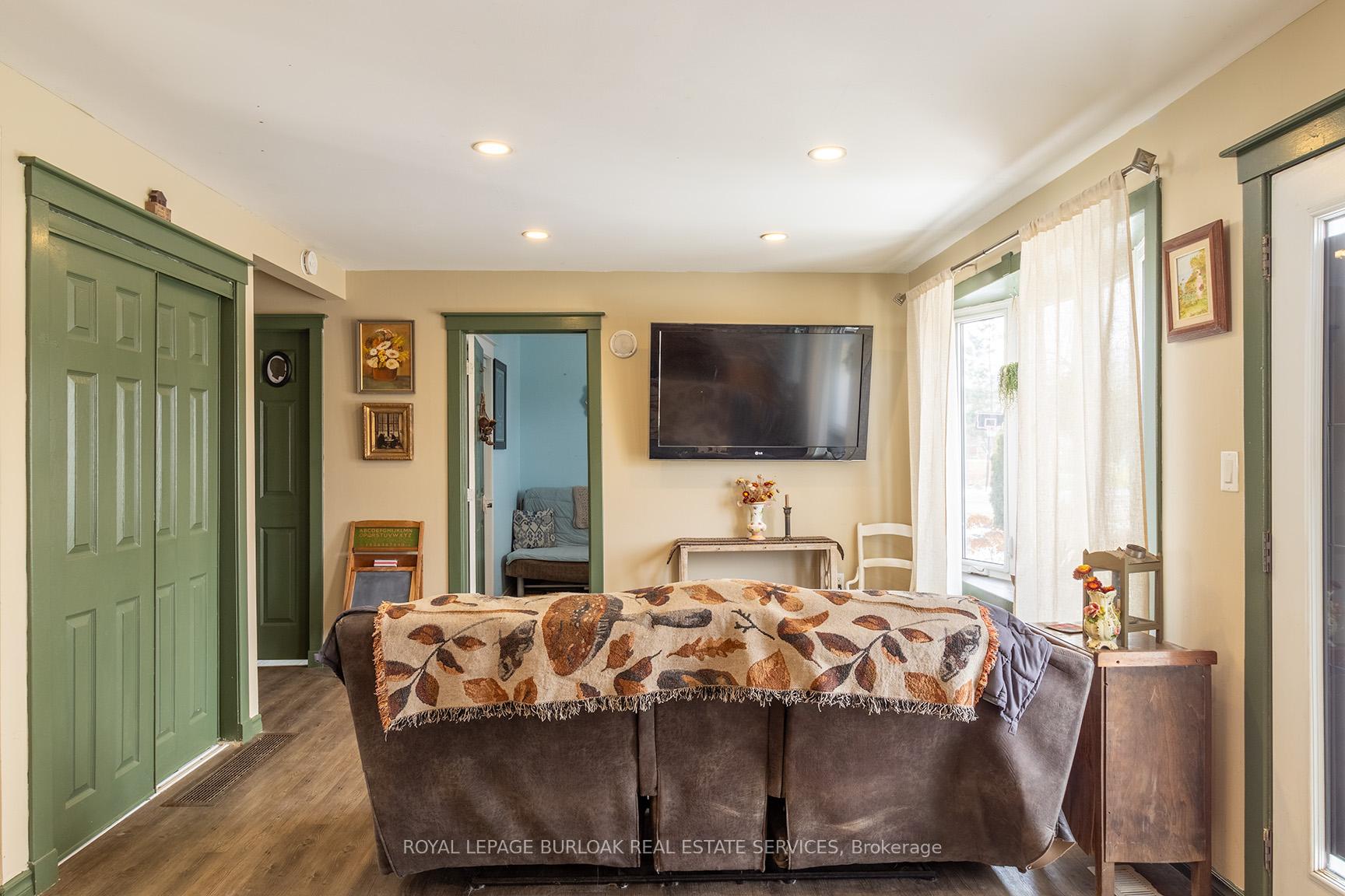 Photo 8 of 2715 Upper James Street, Hamilton, Rural Glanbrook — HOMEH