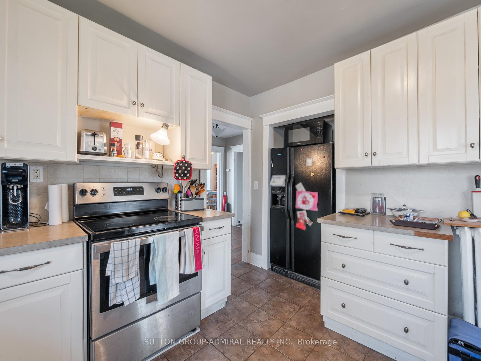 Photo 6 of 495 Aberdeen Avenue, Hamilton, Kirkendall — HOMEH