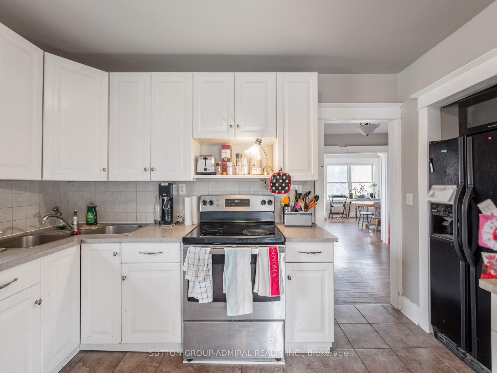 Photo 7 of 495 Aberdeen Avenue, Hamilton, Kirkendall — HOMEH