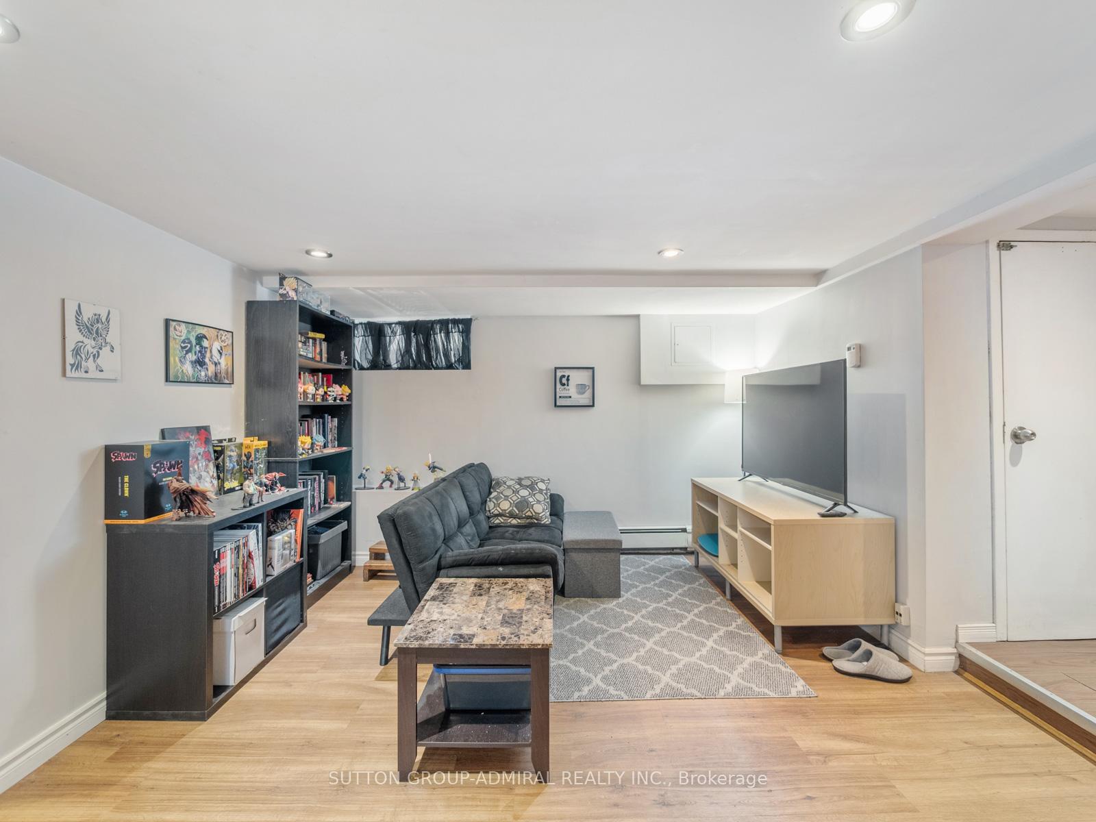 Photo 32 of 495 Aberdeen Avenue, Hamilton, Kirkendall — HOMEH