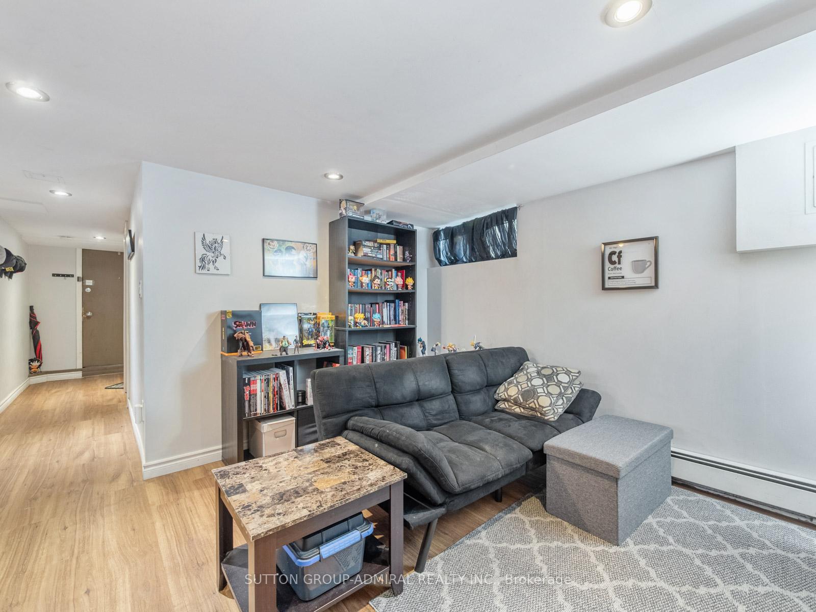 Photo 33 of 495 Aberdeen Avenue, Hamilton, Kirkendall — HOMEH