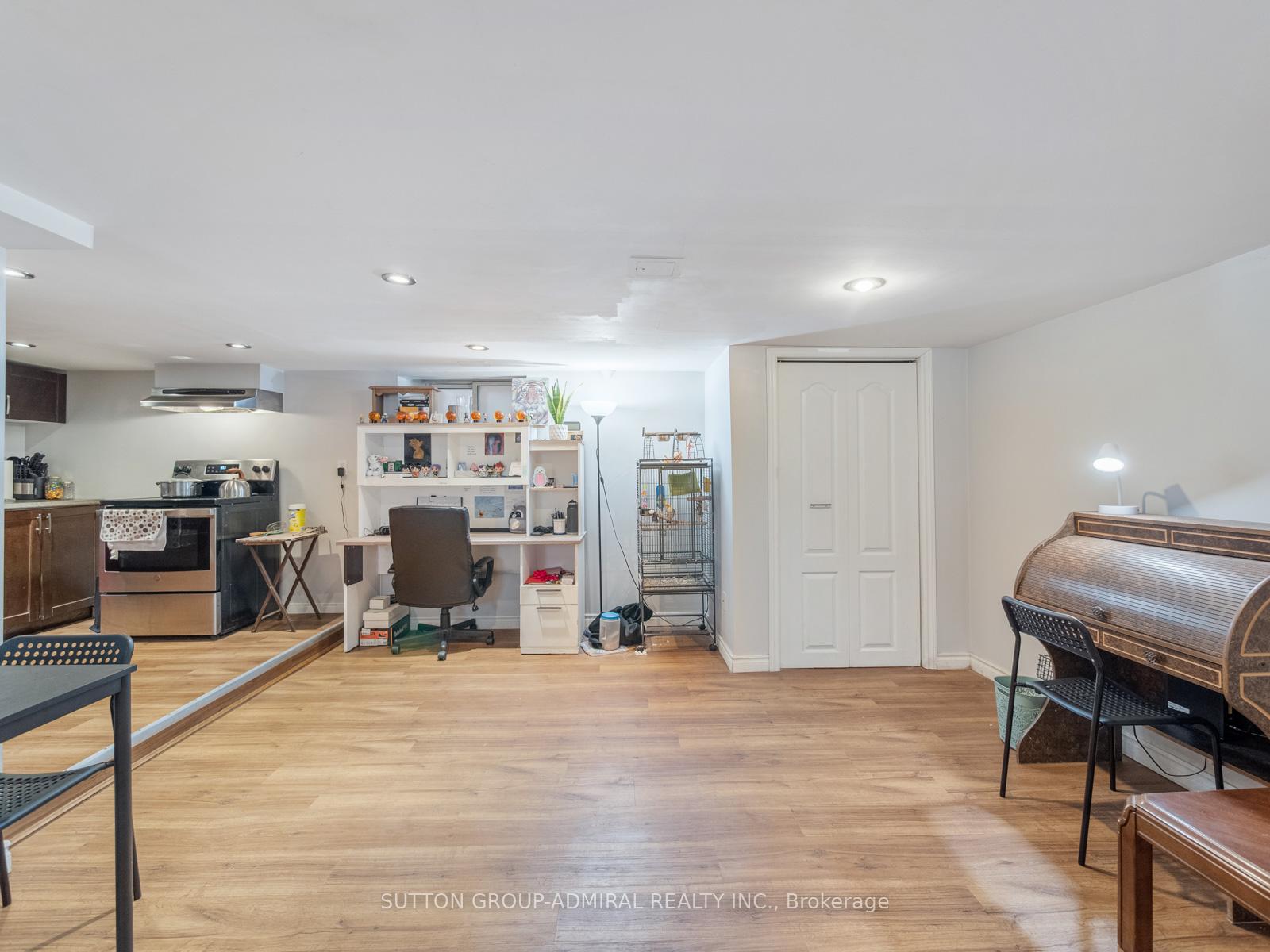 Photo 34 of 495 Aberdeen Avenue, Hamilton, Kirkendall — HOMEH