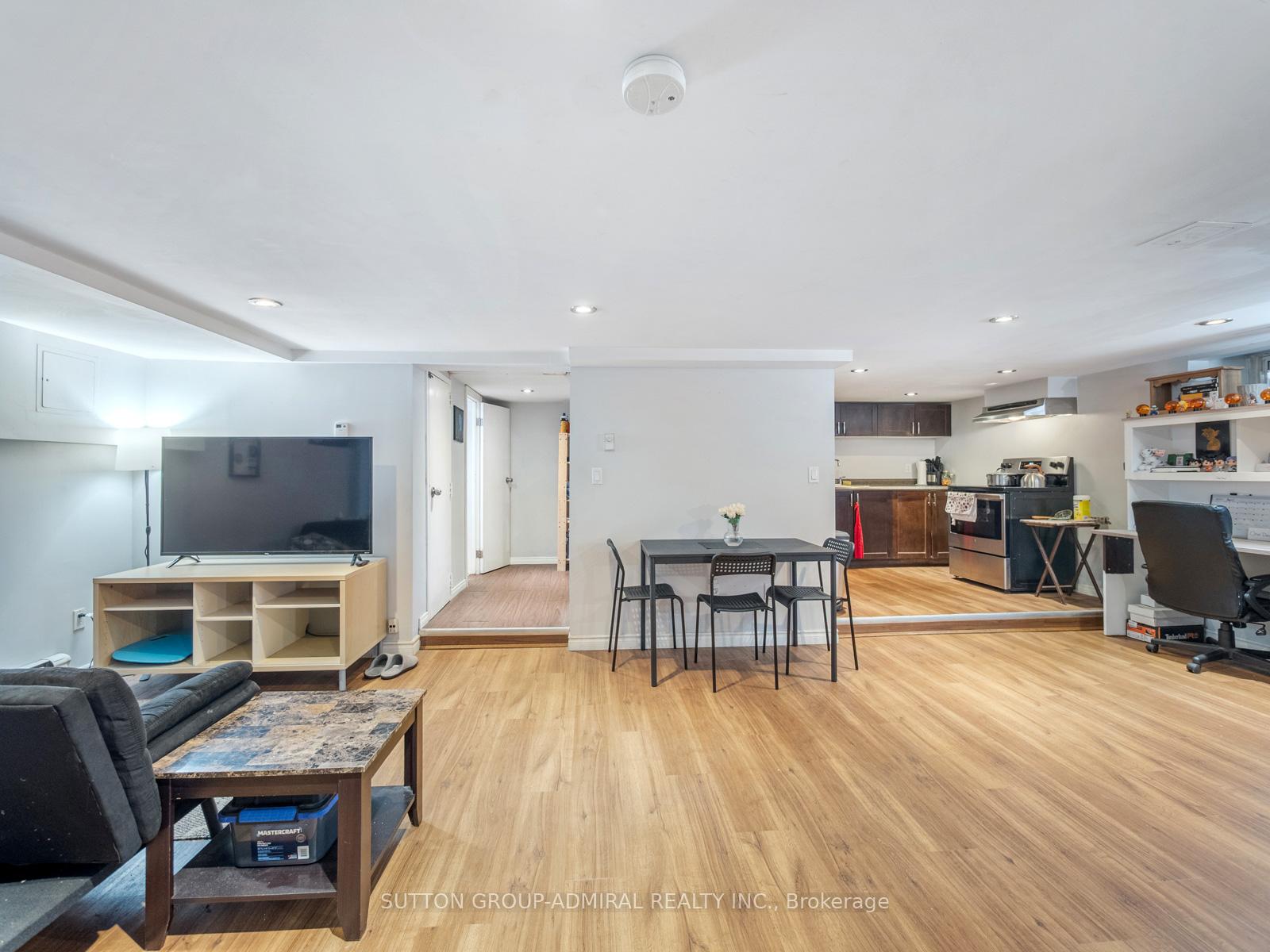 Photo 36 of 495 Aberdeen Avenue, Hamilton, Kirkendall — HOMEH