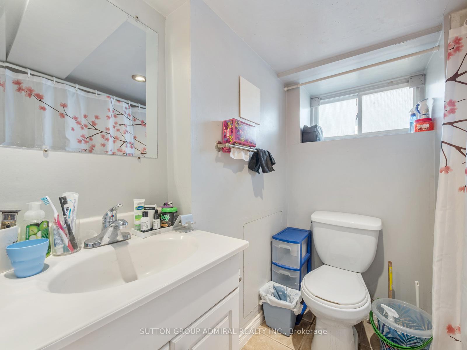 Photo 37 of 495 Aberdeen Avenue, Hamilton, Kirkendall — HOMEH