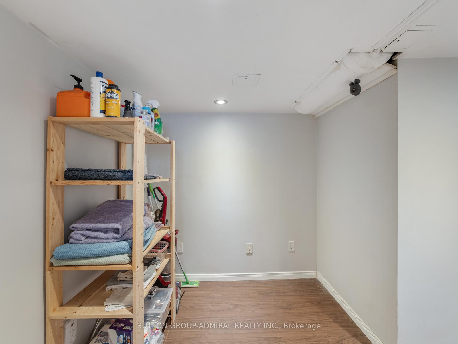 Photo 38 of 495 Aberdeen Avenue, Hamilton, Kirkendall — HOMEH