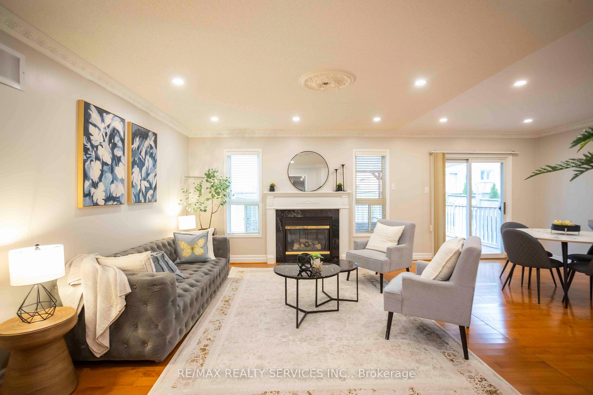 Photo 27 of 31 Silktop Trail, Brampton, Sandringham-Wellington — HOMEH