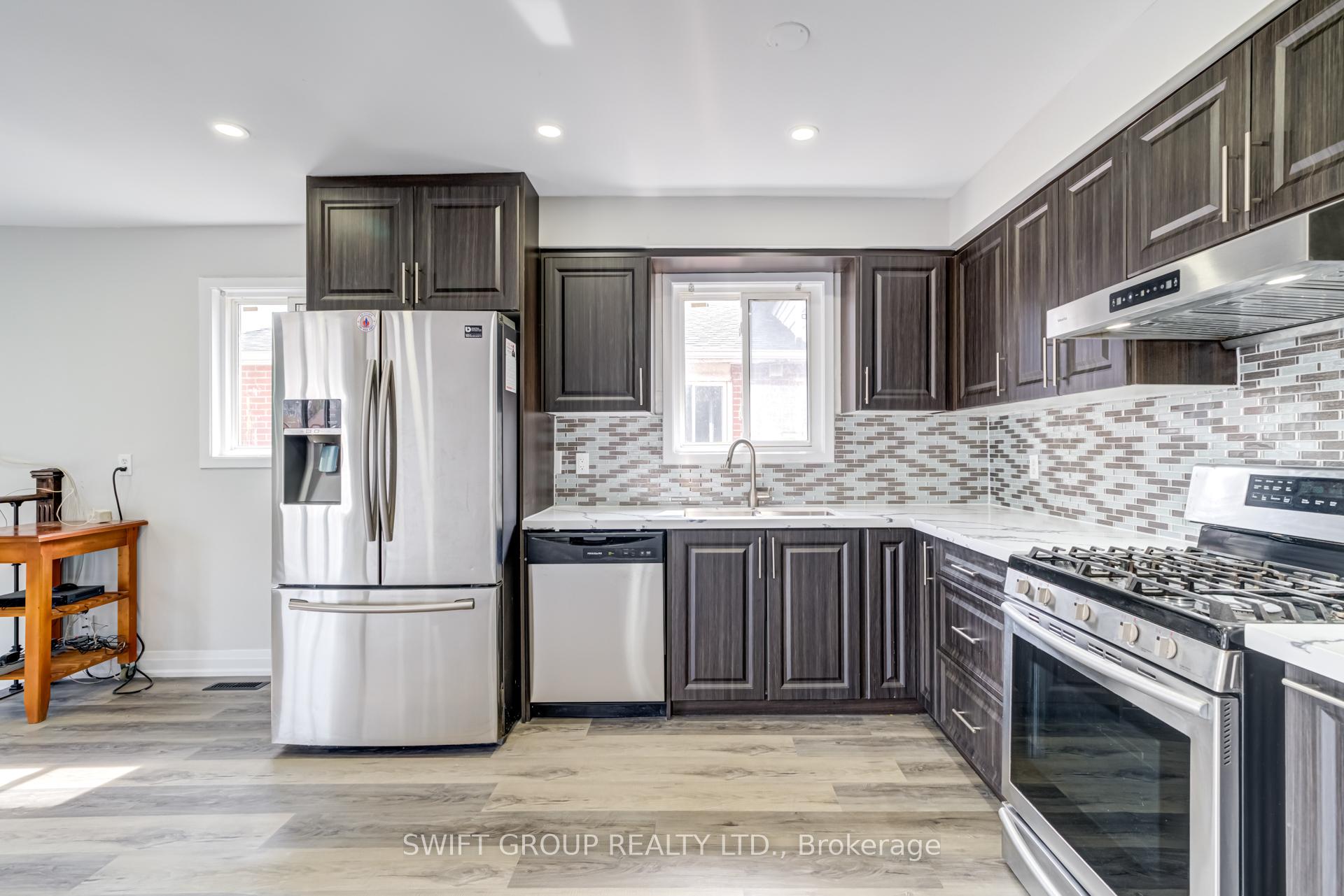 Photo 9 of 166 Skegby Road, Brampton, Brampton North — HOMEH