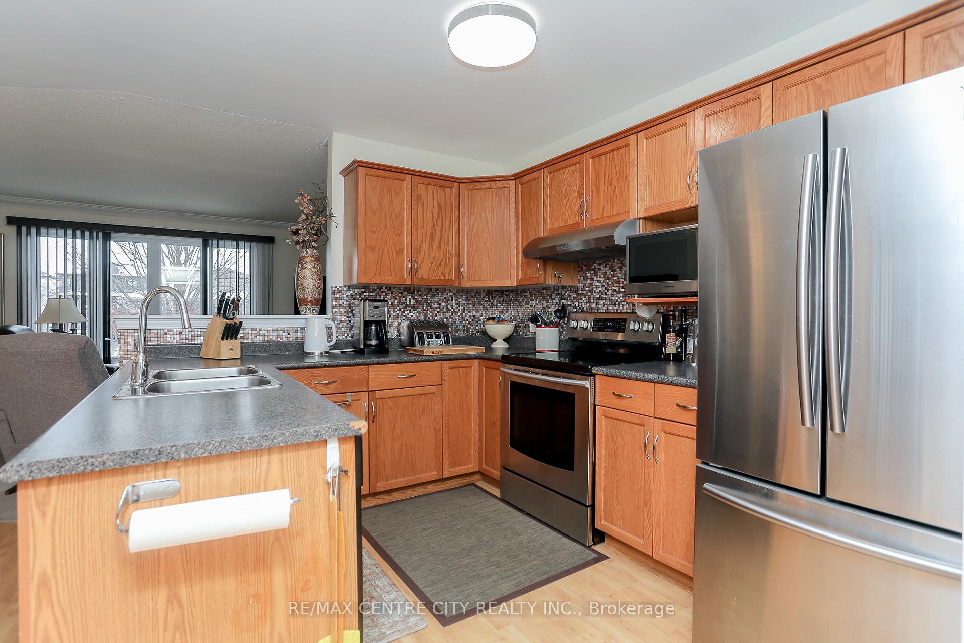 Photo 12 of 426 Highview Drive, St. Thomas — HOMEH