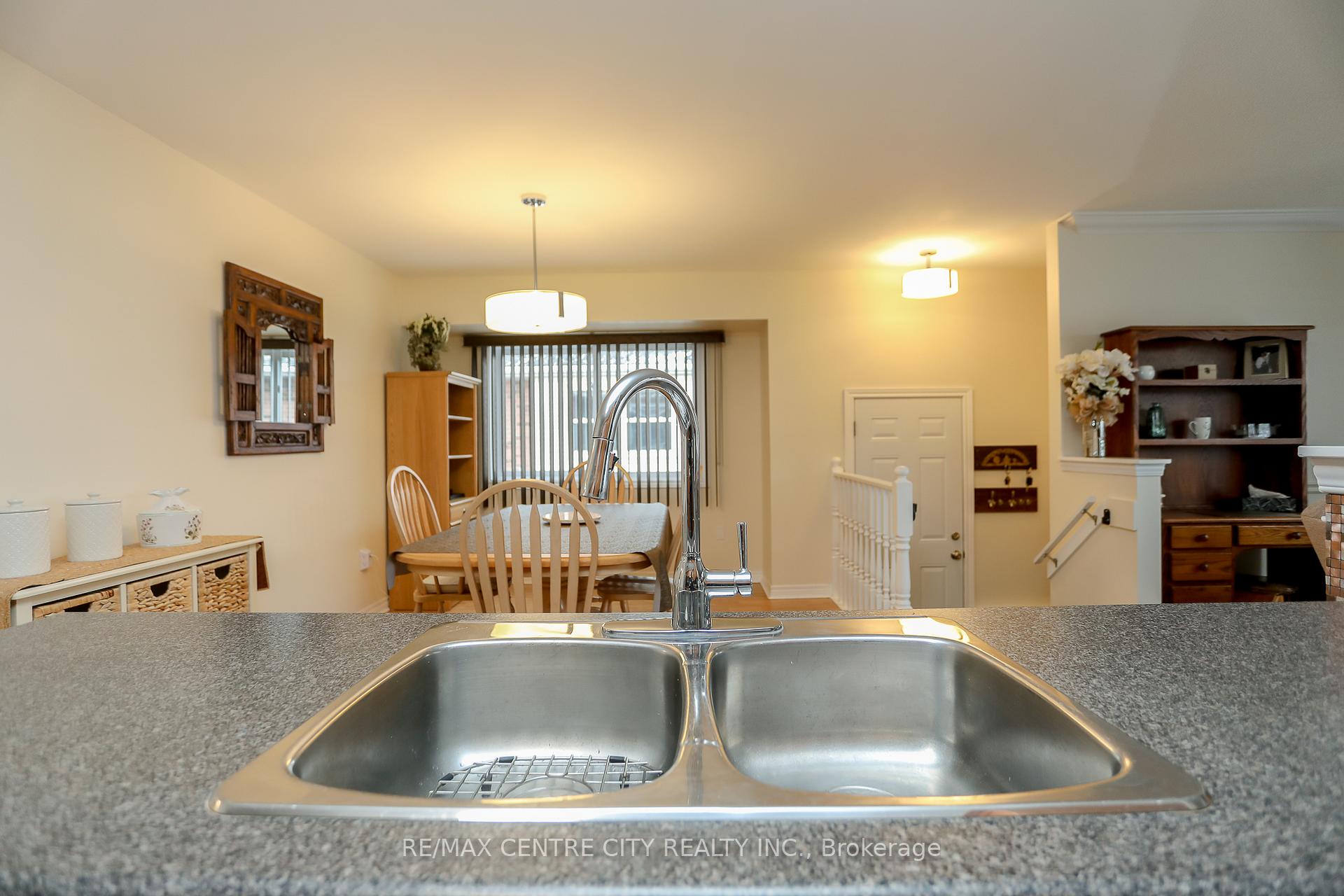 Photo 14 of 426 Highview Drive, St. Thomas — HOMEH
