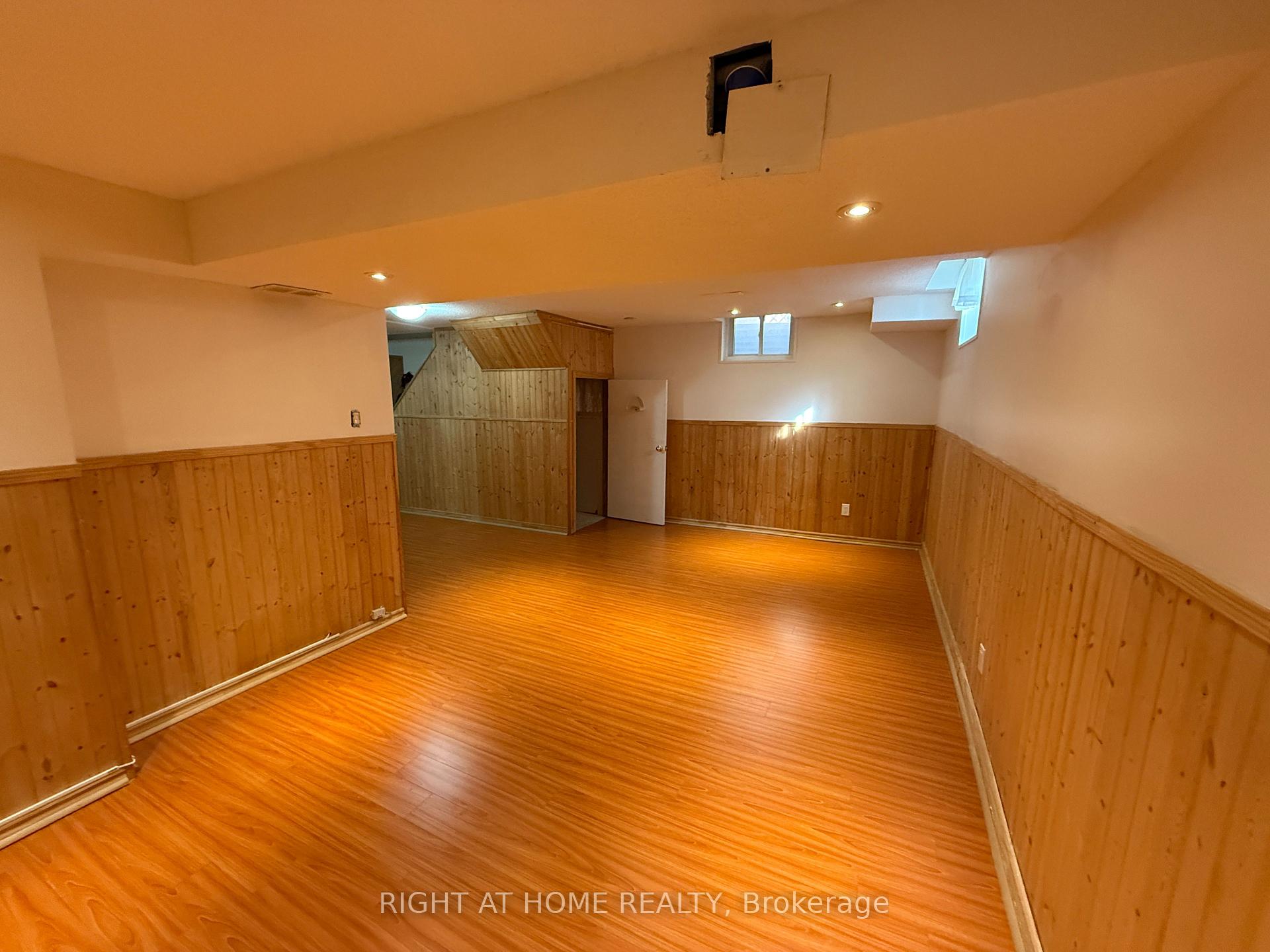 Photo 28 of 54 Merganser Crescent, Brampton, Fletcher's Creek South — HOMEH