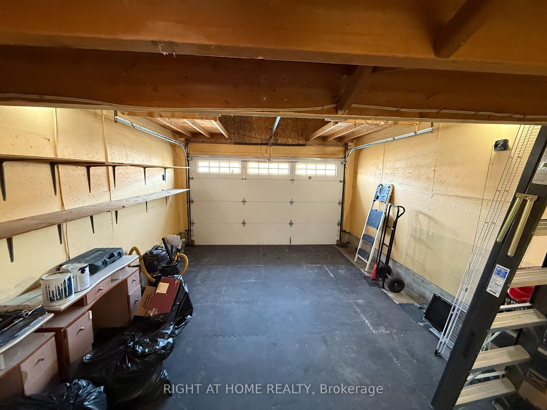 Photo 33 of 54 Merganser Crescent, Brampton, Fletcher's Creek South — HOMEH