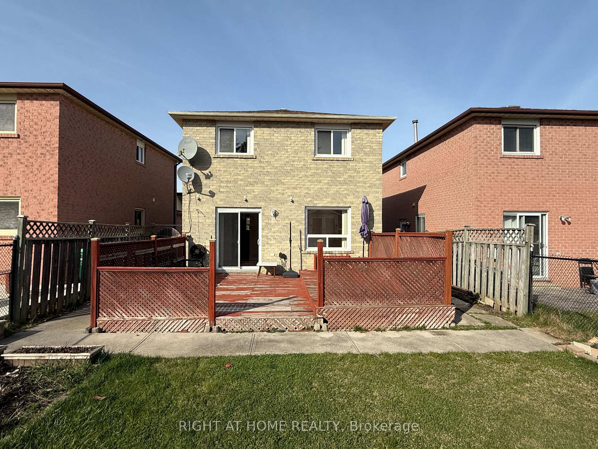 Photo 36 of 54 Merganser Crescent, Brampton, Fletcher's Creek South — HOMEH