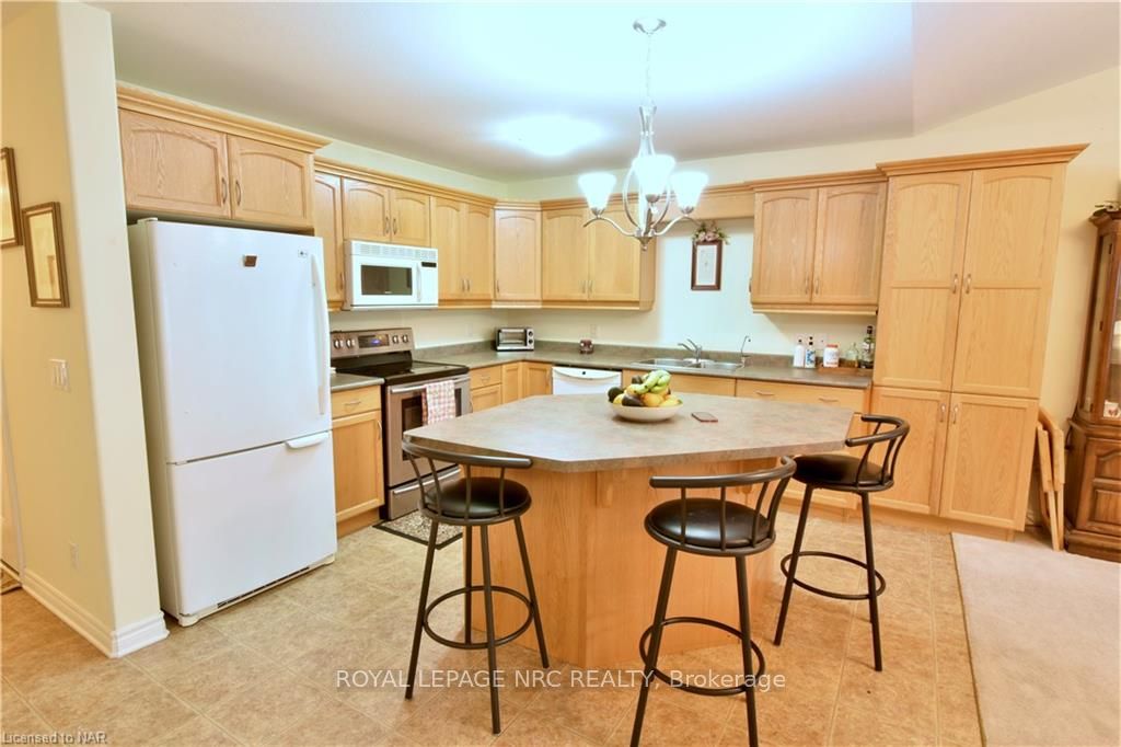 Photo 12 of Unit 39, 605 Welland Avenue, St. Catharines, Carlton/Bunting — HOMEH
