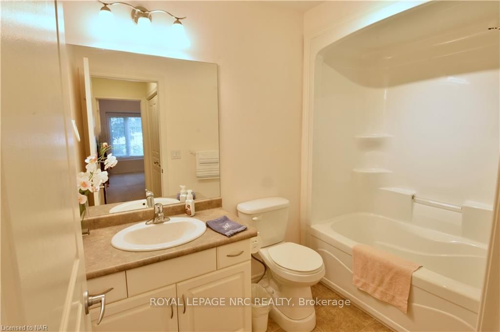Photo 8 of Unit 39, 605 Welland Avenue, St. Catharines, Carlton/Bunting — HOMEH